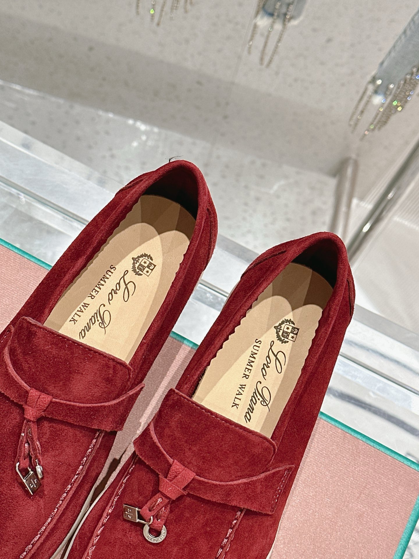 Bagsaaa L0r0 P1ana Summer Charms Walk Moccasin Red Suede