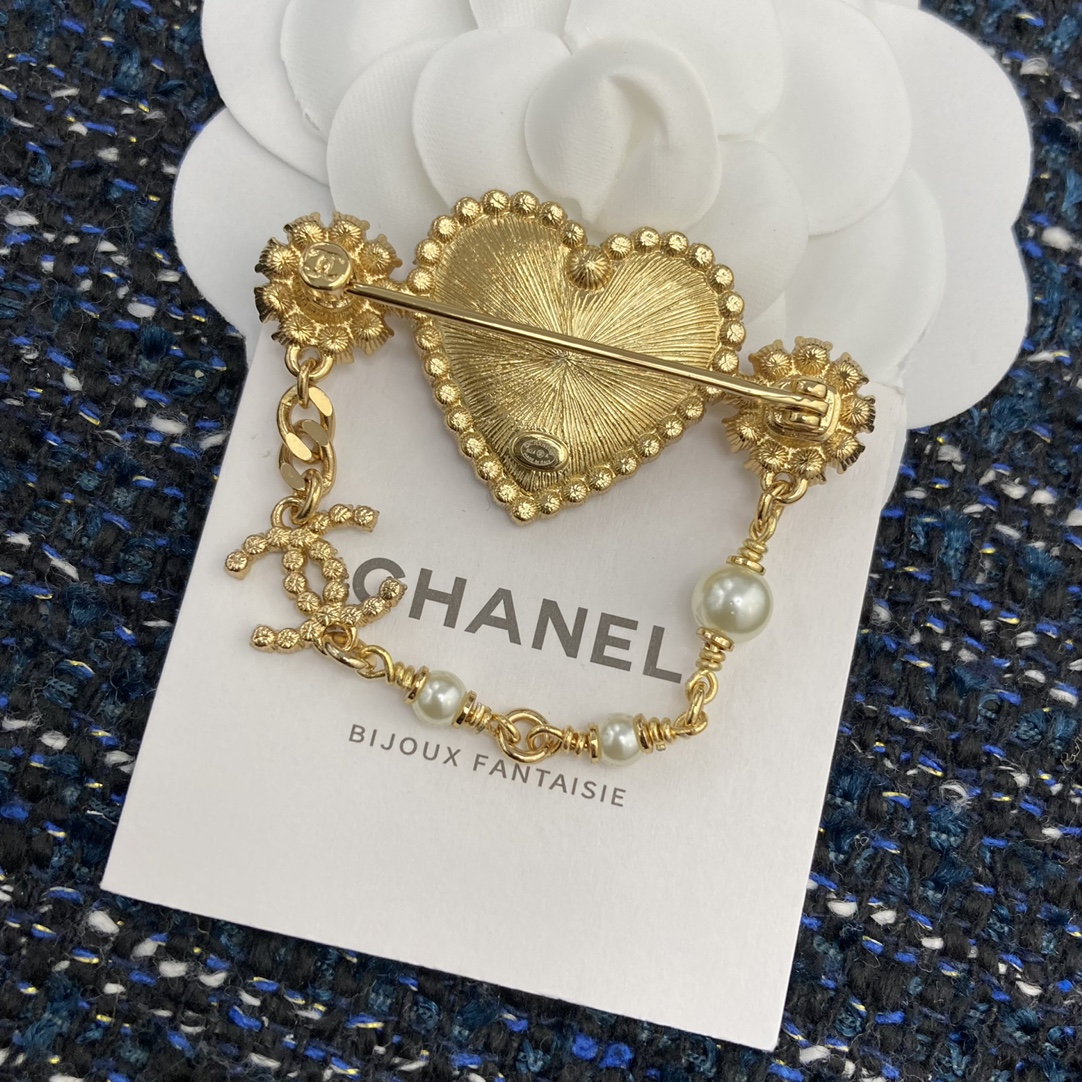 Bagsaaa Ch**el Brooch