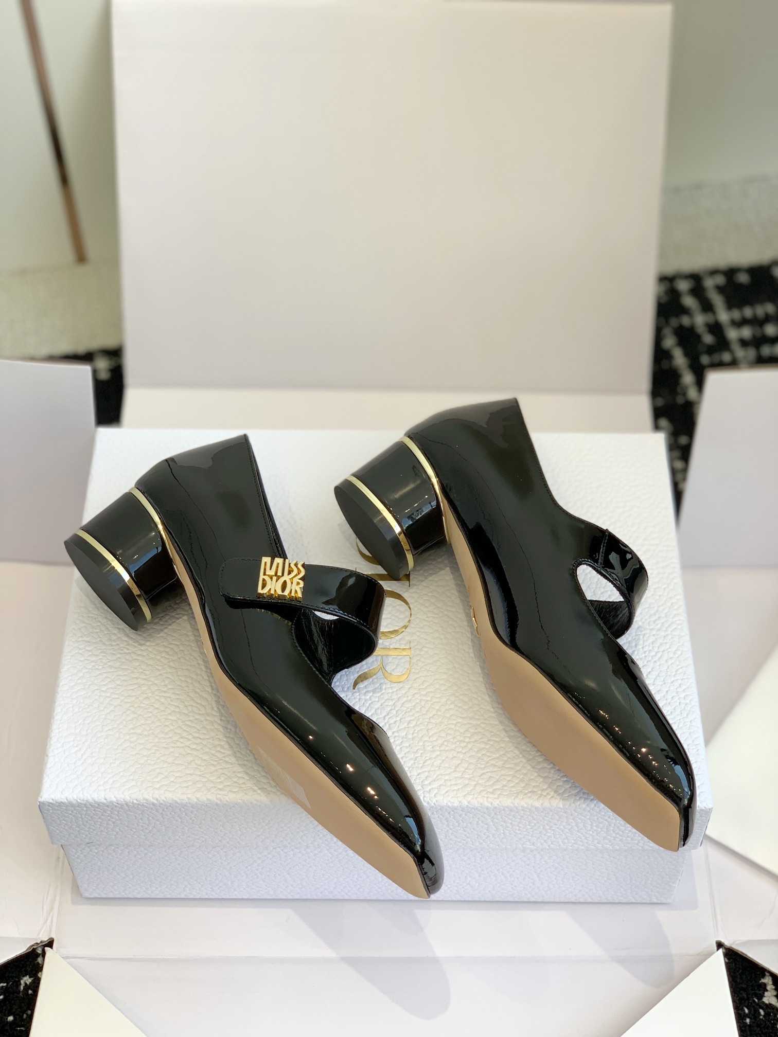 Bagsaaa Miss D10r Pump Black Patent Calfskin (KDV268VNI)