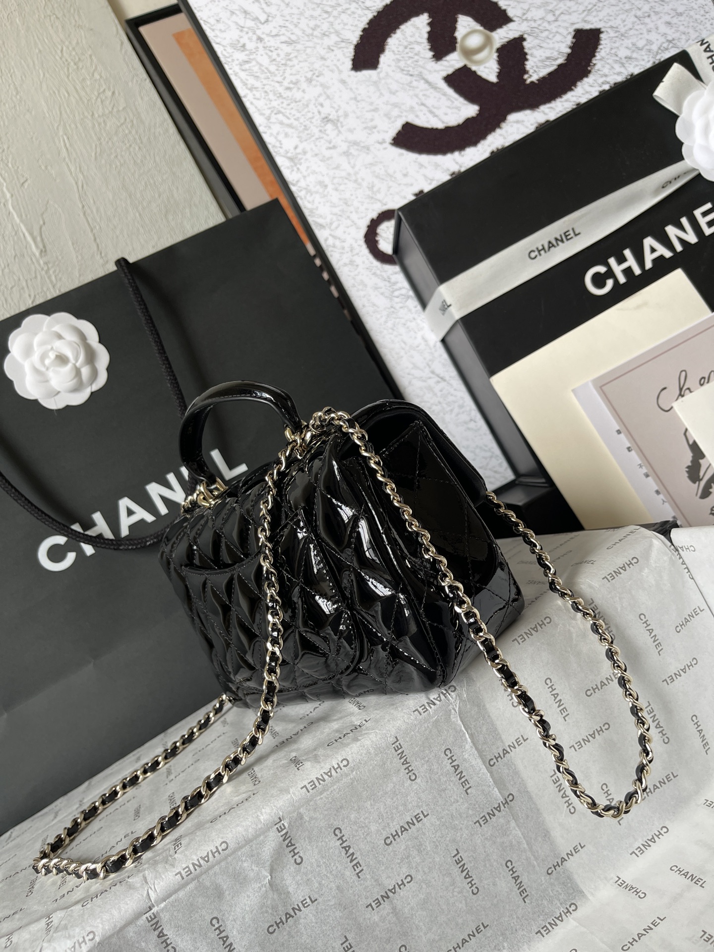 Bagsaaa Ch**el Mini Classic Handbag With Top Handle AS2431 Black Patent - 12 × 20 × 6 cm