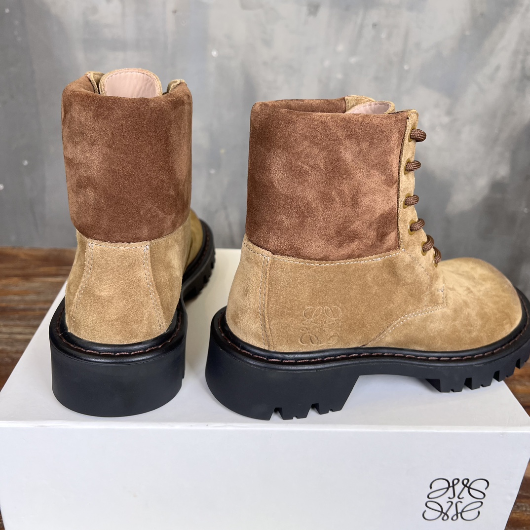 Bagsaaa L0ew* Sierra combat boot in suede Brown