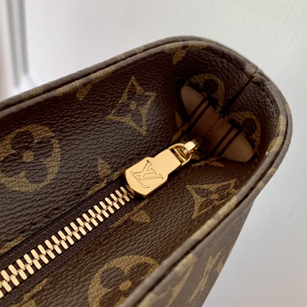 Bagsaaa L0vis Vvtt0n M12095 Piano Monogram - 25 x 27 x 11.5 cm