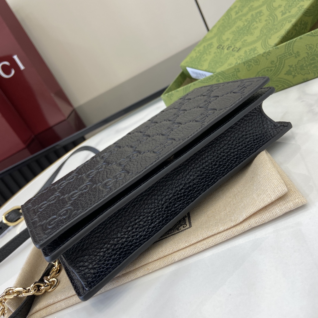 Bagsaaa GG Emblem S*per Mini Shoulder Bag Black - 20 x 12.5 x 4.5 cm