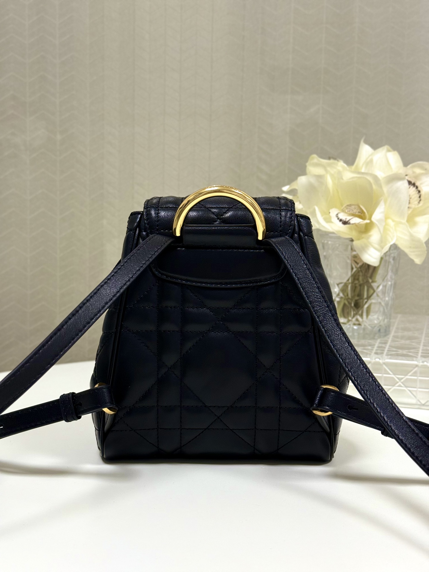 Bagsaaa Small D10r Caro Backpack Black Macrocannage Lambskin - 19.5 x 18.5 x 8.5 cm