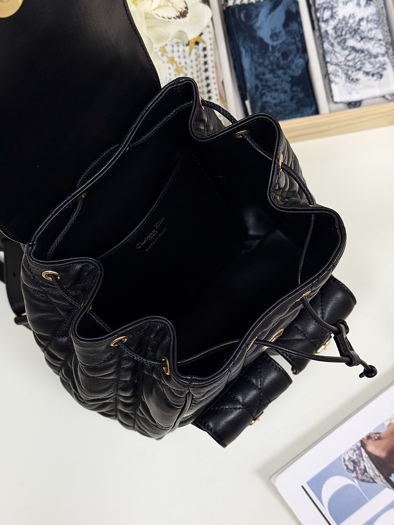 Bagsaaa Medium D10r Caro Backpack Black Macrocannage Lambskin - 23 x 26.7 x 12.5 cm