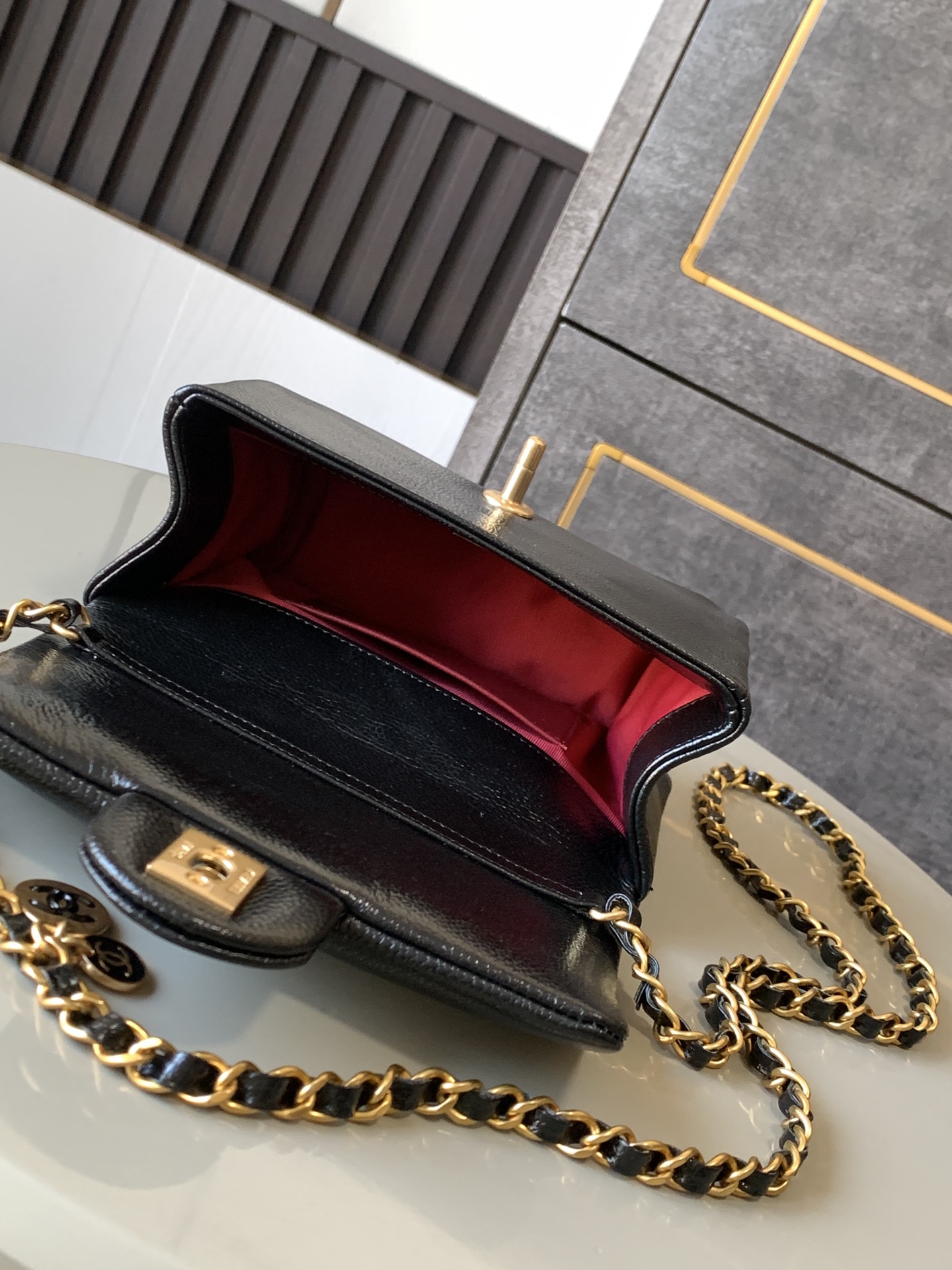 Bagsaaa Ch**el AS5218 Mini Flap Bag Grained Black - 13 × 17.5 × 6 cm