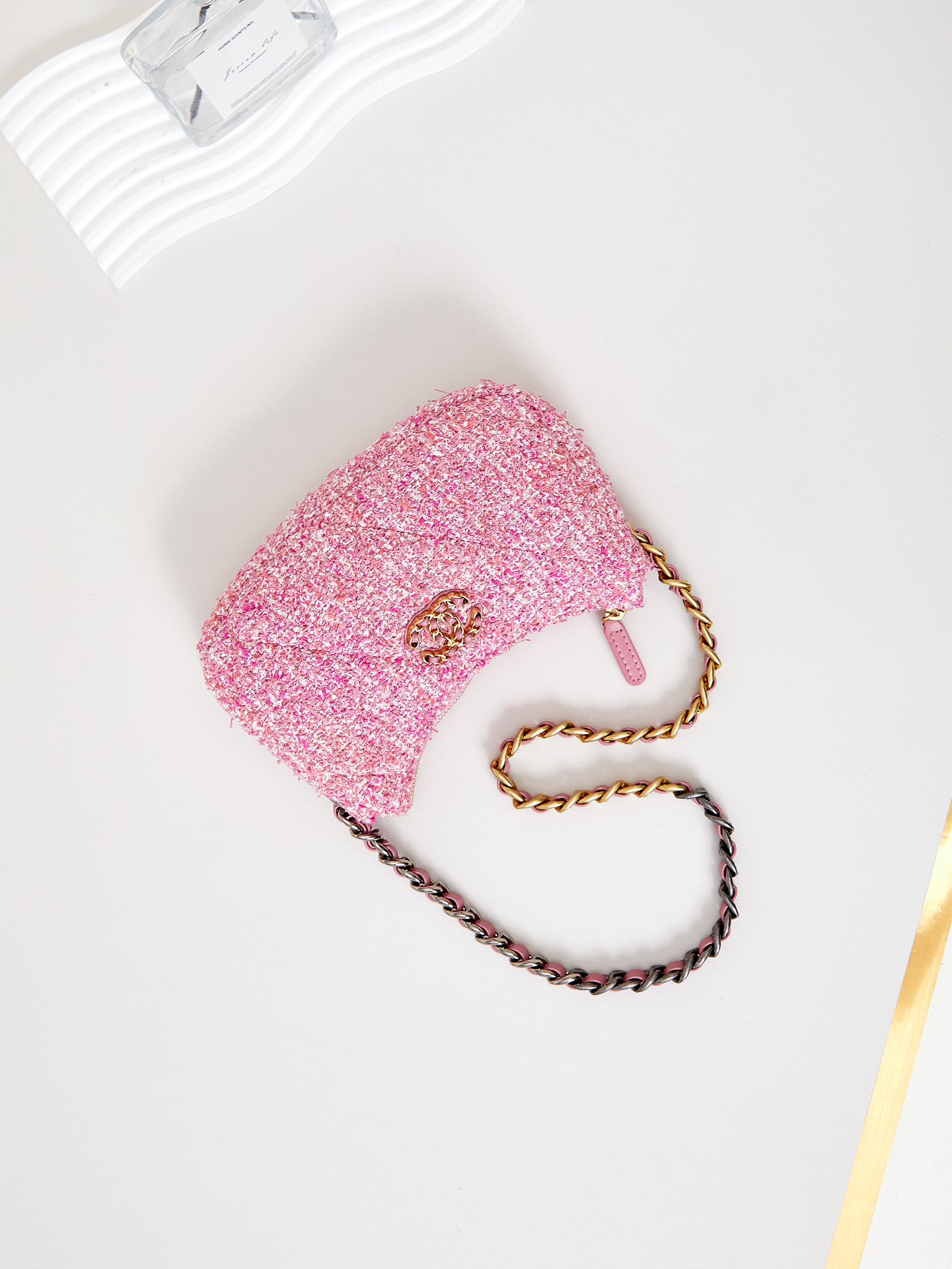 Bagsaaa Ch**el 19 Clutch With Chain Cotton Pink Tweed - 20cm