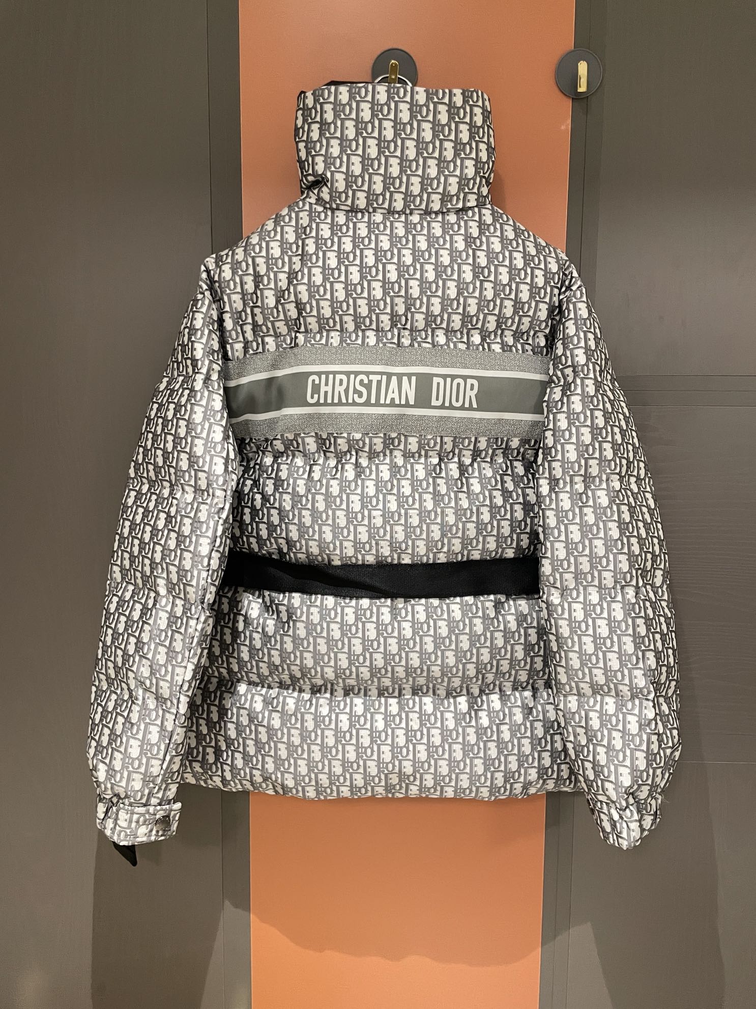 Bagsaaa D10rAlps Belted Puffer Jacket Gray D10r Oblique Quilted Technical Taffeta