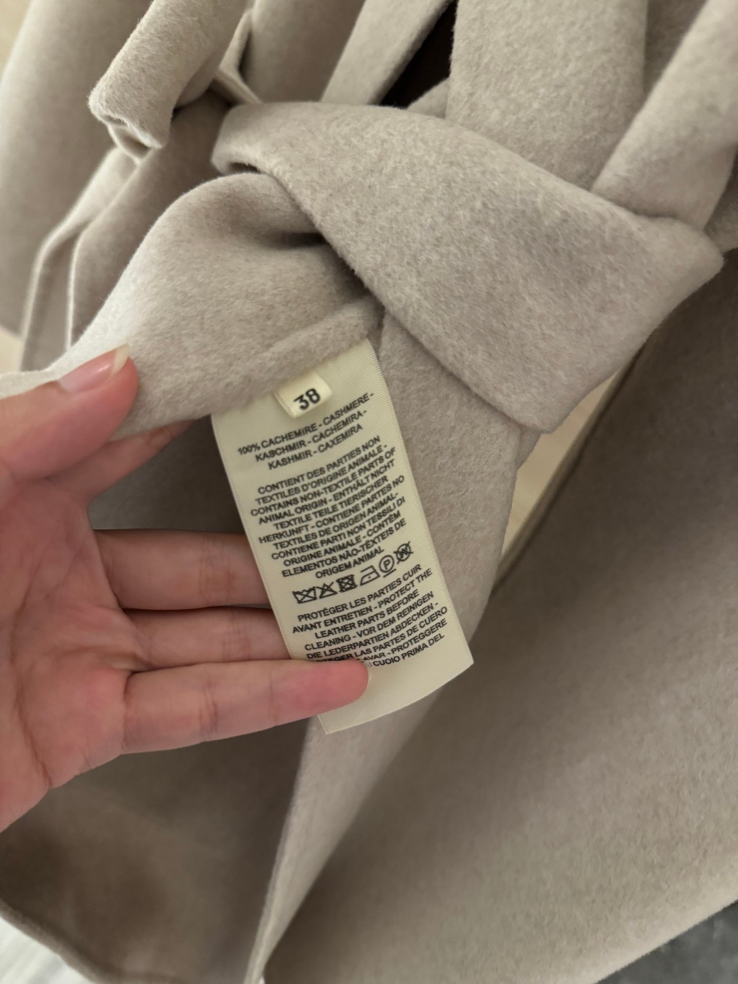 Bagsaaa H**me5 Cashmere coat beige