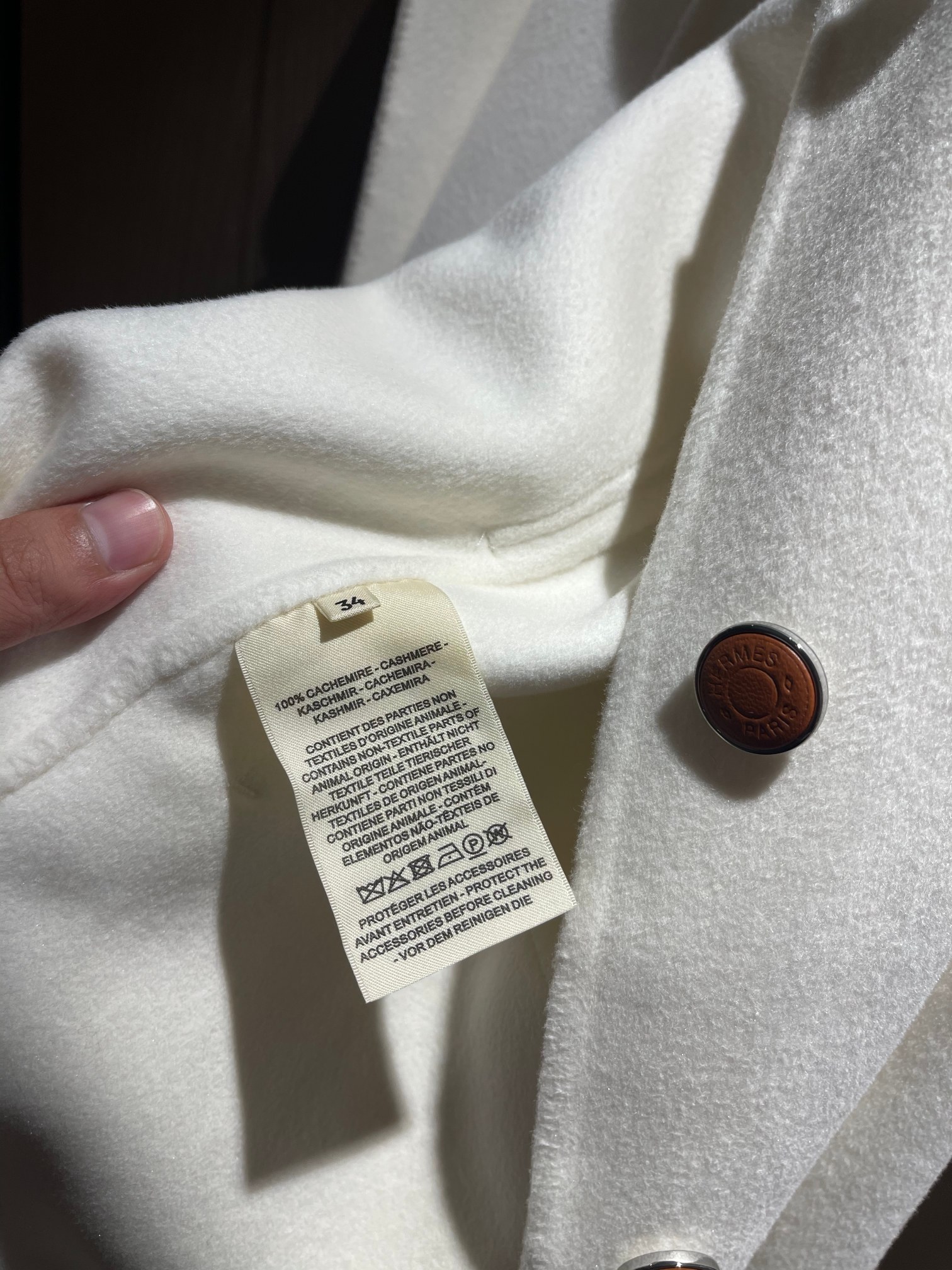 Bagsaaa H**me5 Cashmere wrap coat white