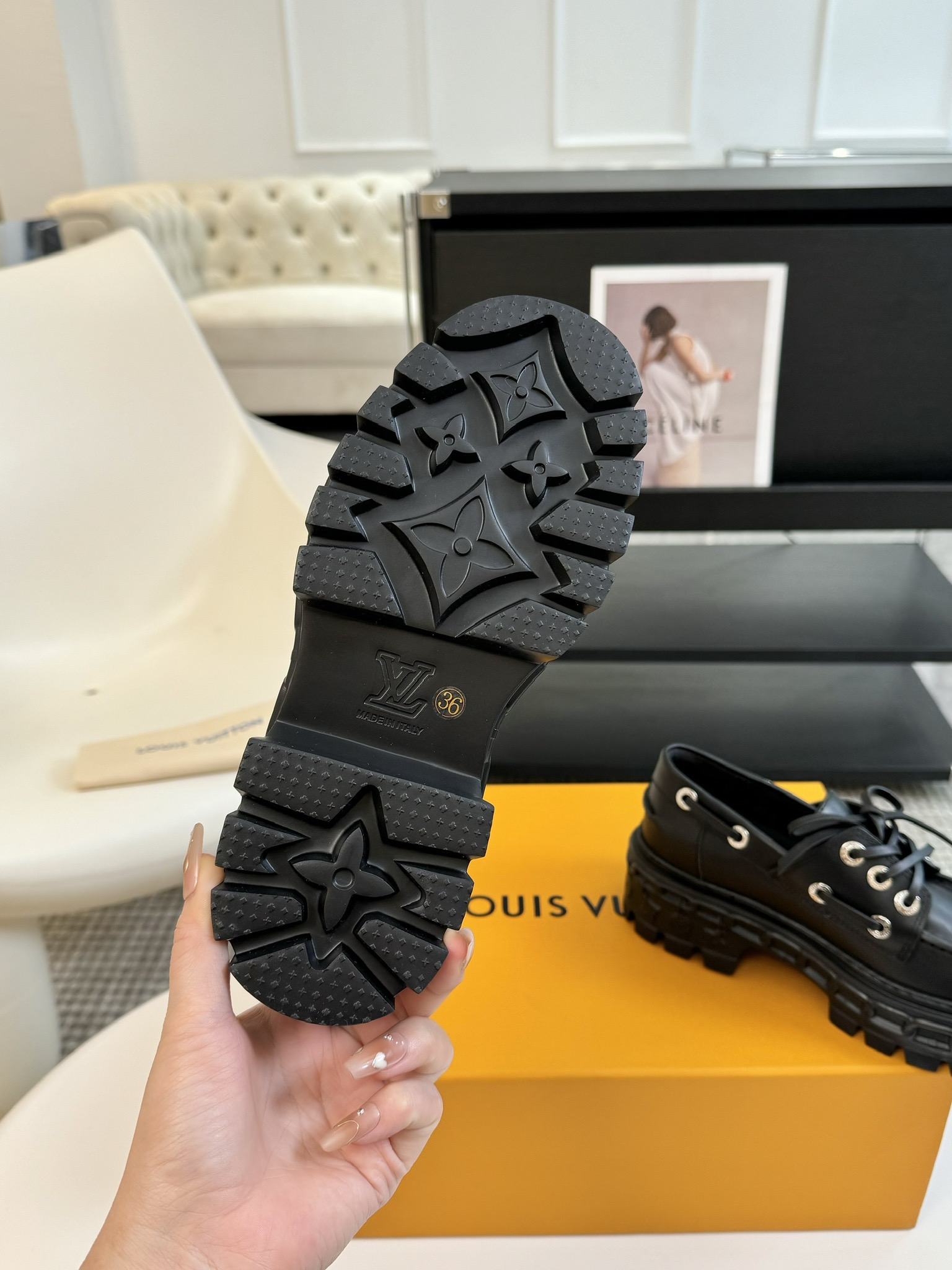 Bagsaaa L0vis Vvtt0n LV Record Boat Shoe Black