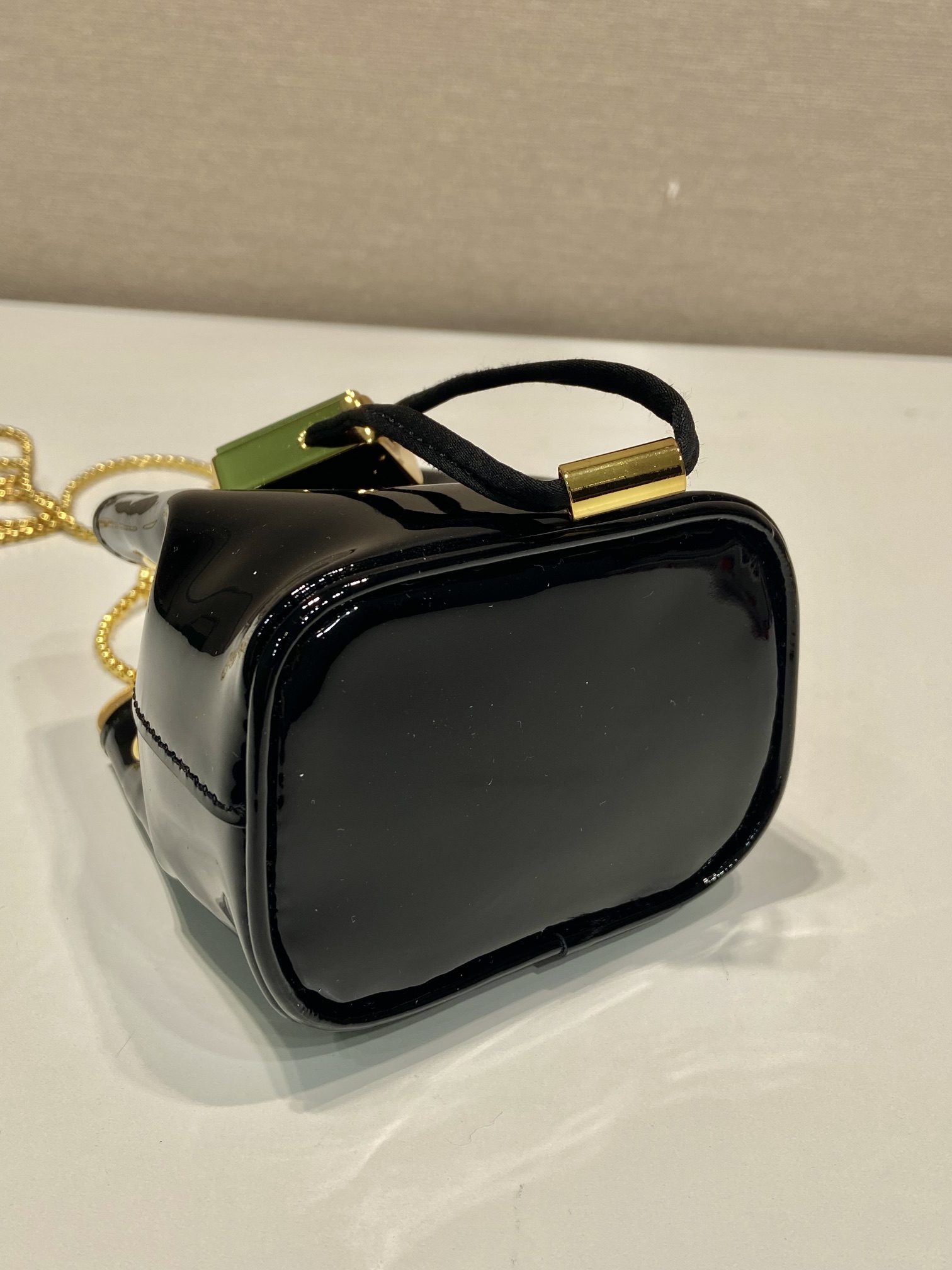 Bagsaaa Pra*a Patent leather mini-pouch black - 9.5cm