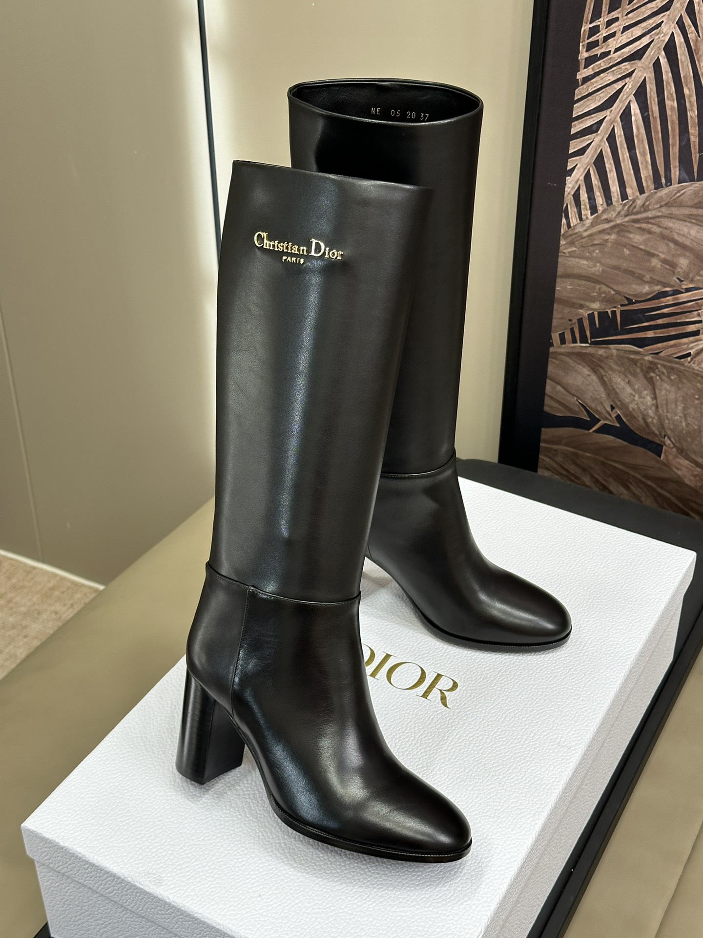 Bagsaaa D10r D-Town Heeled Boot Black S*pple Calfskin