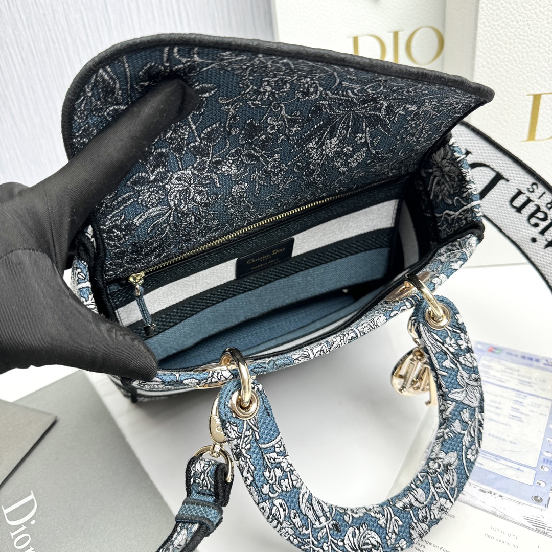 Bagsaaa D10r Medium Lady D-Lite Bag Latte Embroidery with Blue D10r Around the World Motif - 24 x 21 x 12 cm