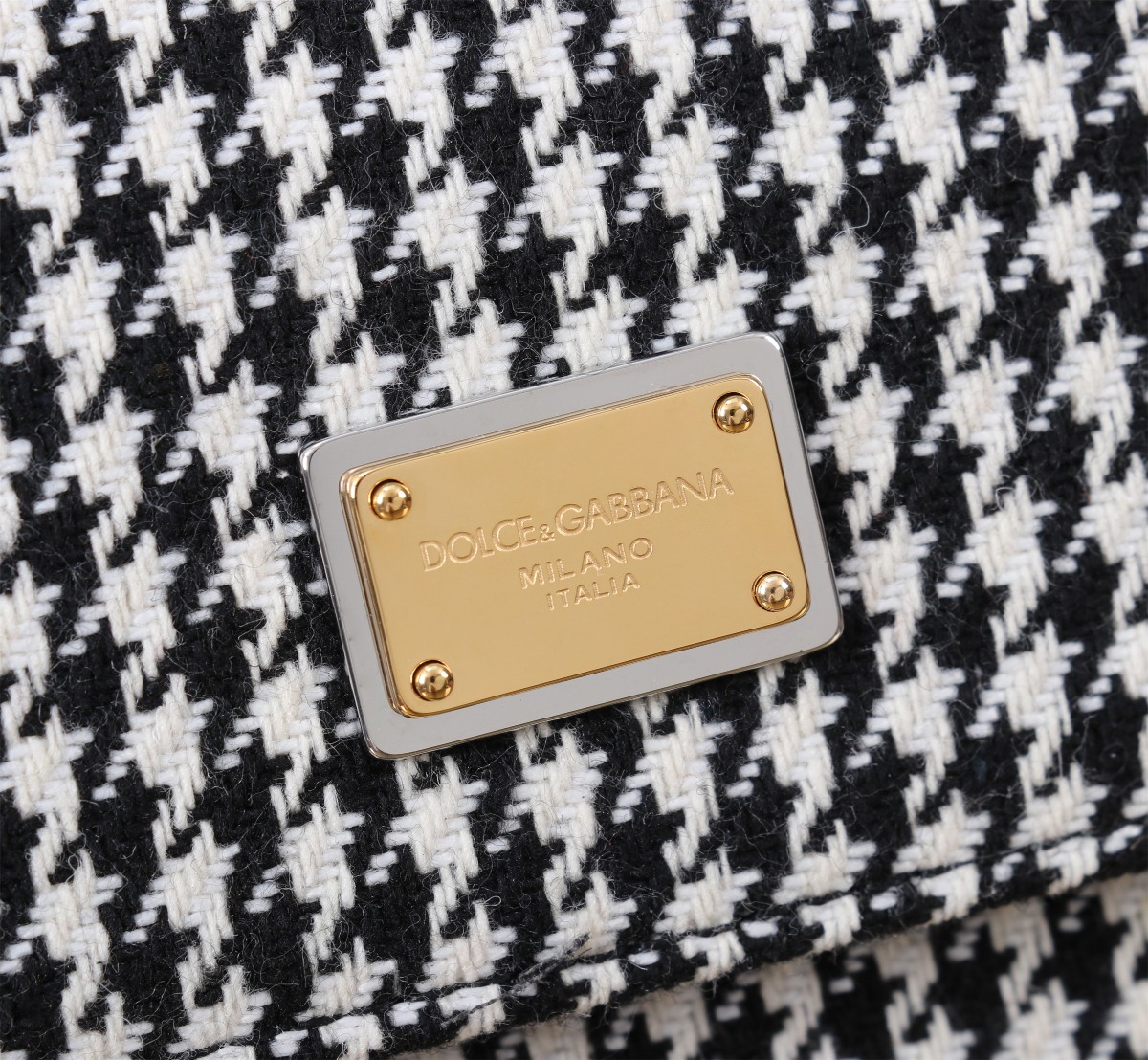Bagsaaa D&G Large Sicily Handbag in houndstooth fabric - 21 x 25 x 12 cm