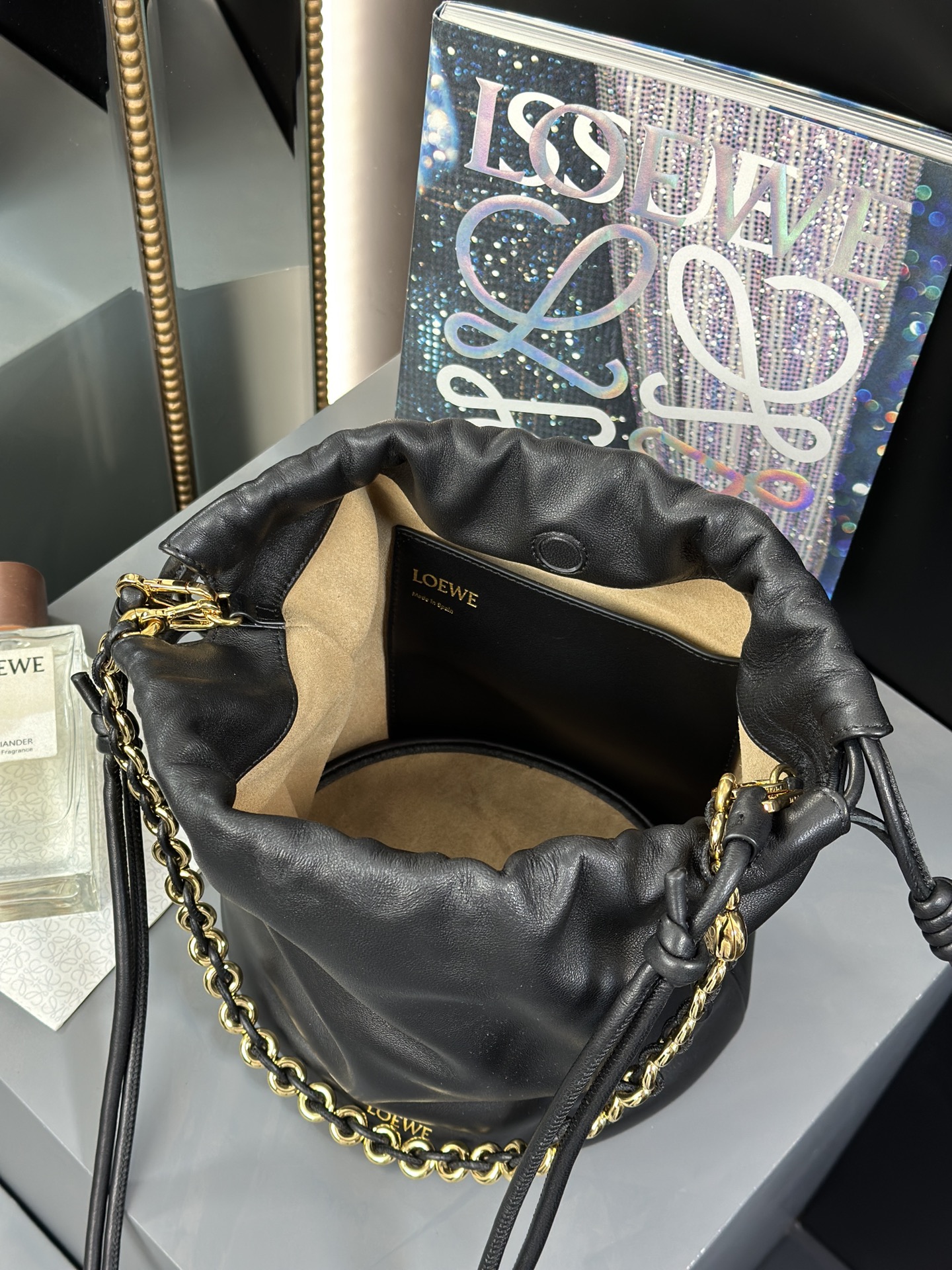 Bagsaaa L0ew* Flamenco purse bucket in mellow nappa lambskin black - 32*17*24cm