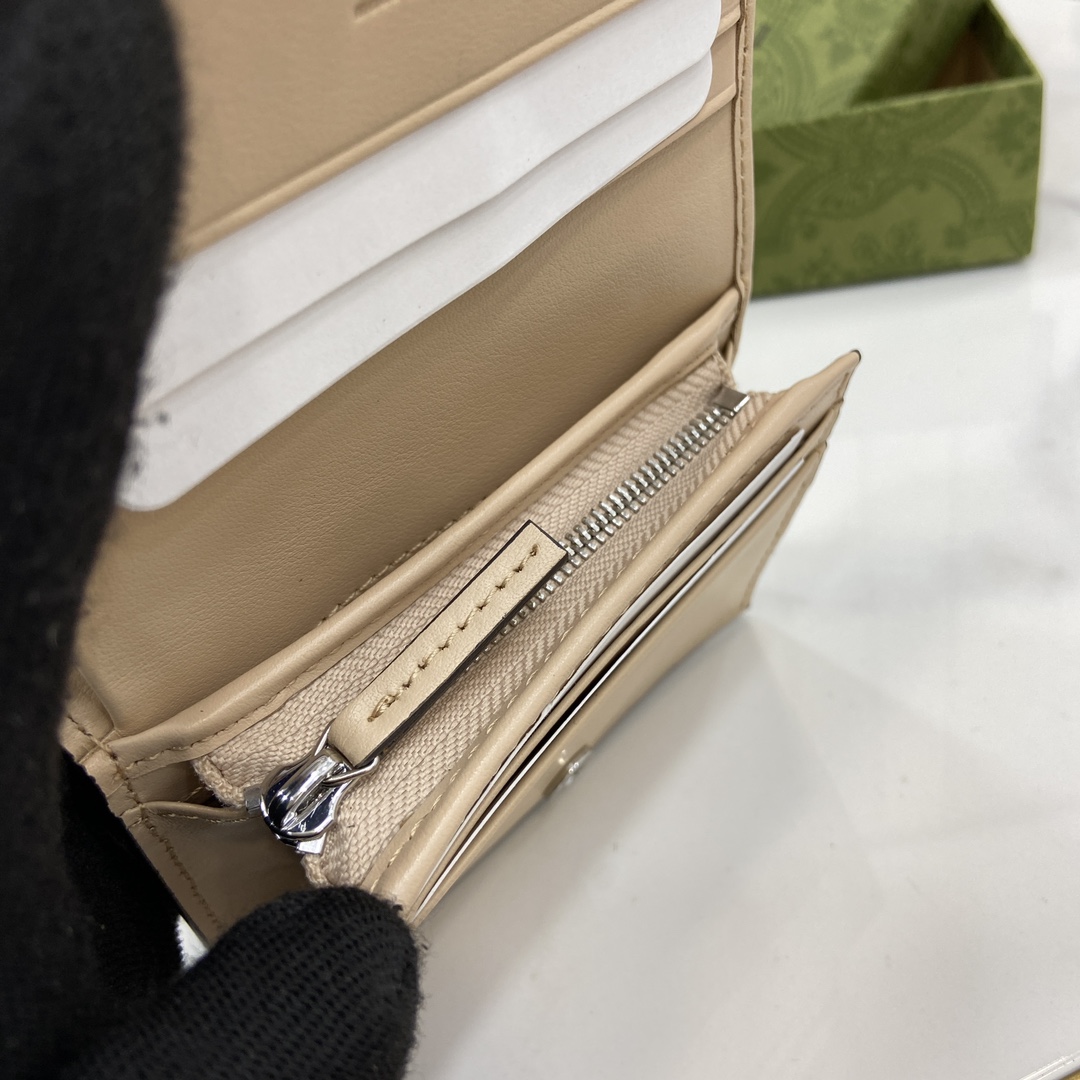 Bagsaaa Gvc*1 GG Marmont card case 790055 beige & ebony - 11cm