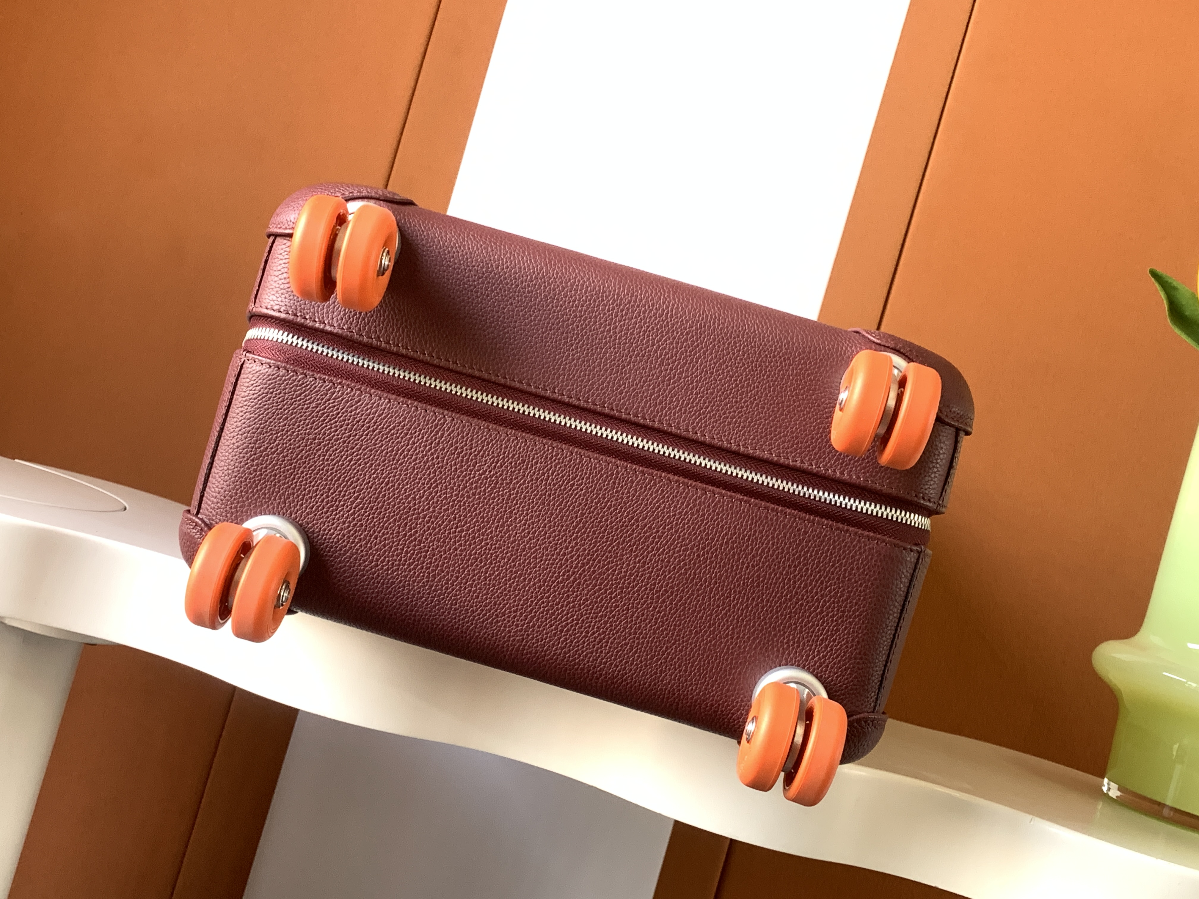 Bagsaaa H**me5 R.M.S Cabin Suitcase Burgundy & Beige - 57cm