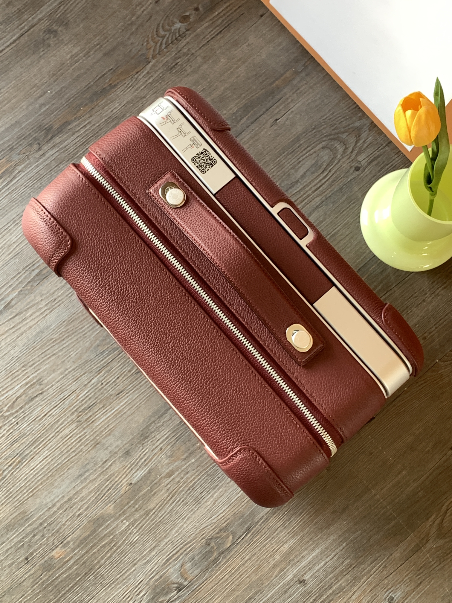 Bagsaaa H**me5 R.M.S Cabin Suitcase Burgundy & Beige - 57cm