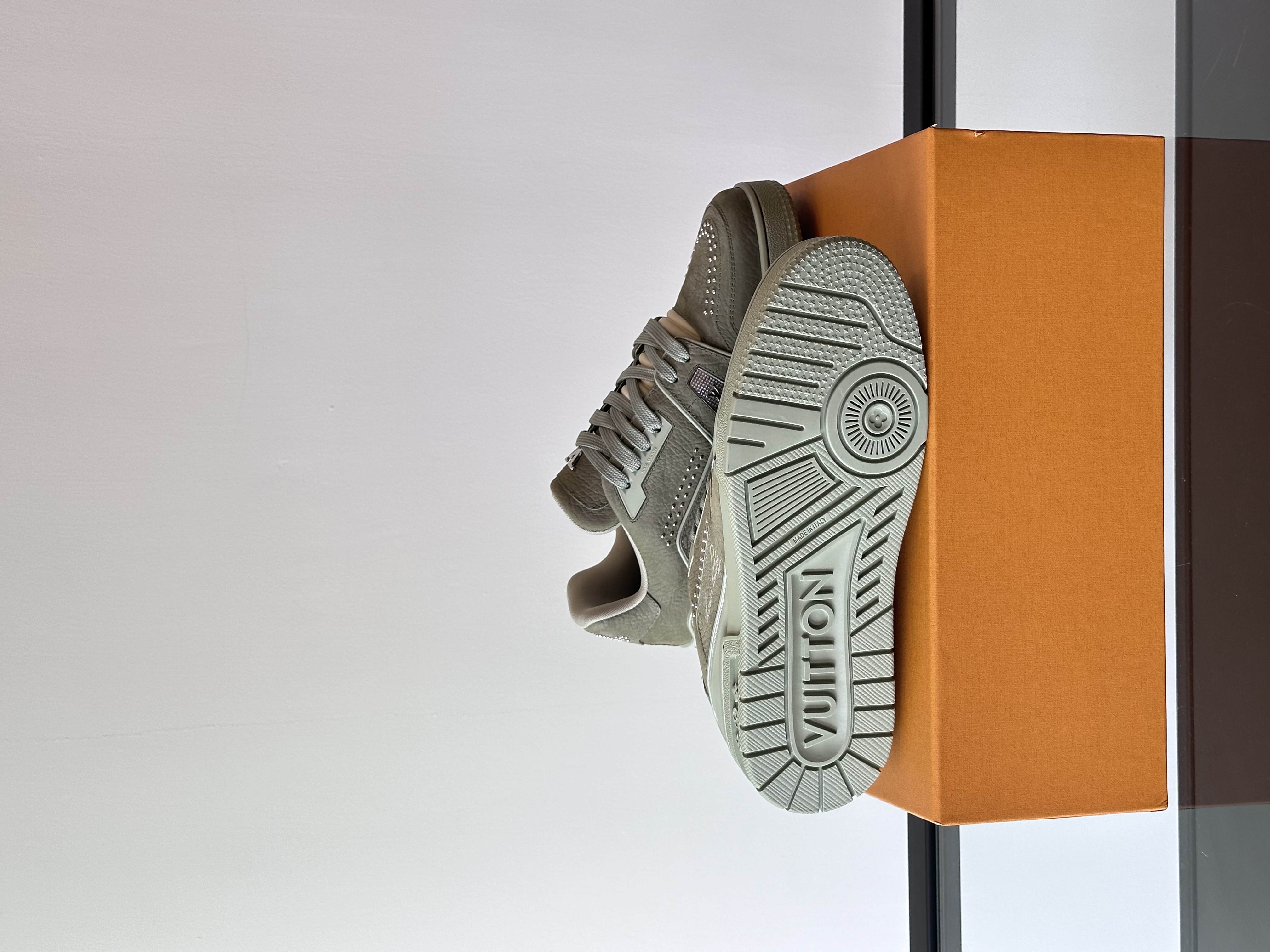 Bagsaaa LV Trainer Sneaker Olive Green