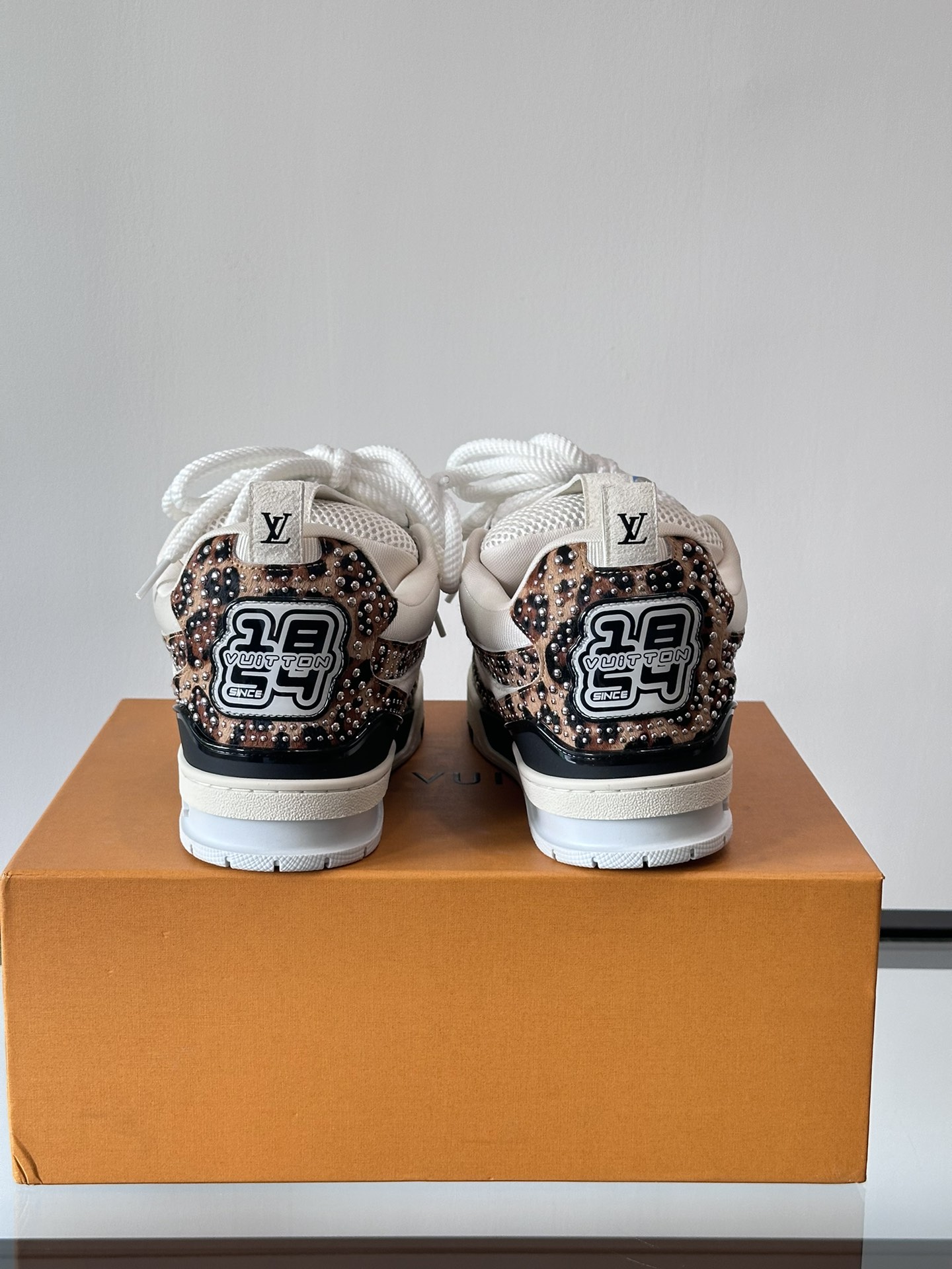 Bagsaaa LV Skate Sneaker