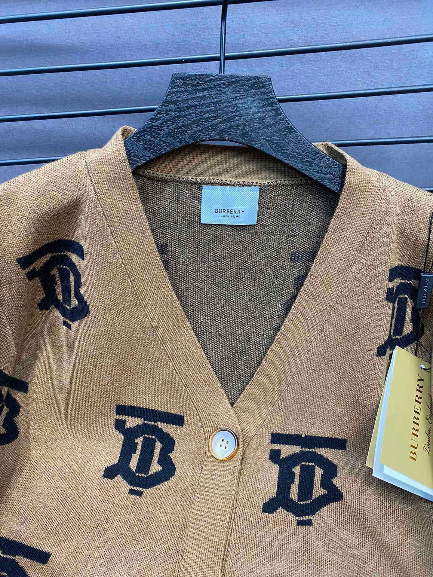 Bagsaaa Bv*b*rry Monogram Motif Wool Jacquard Cardigan