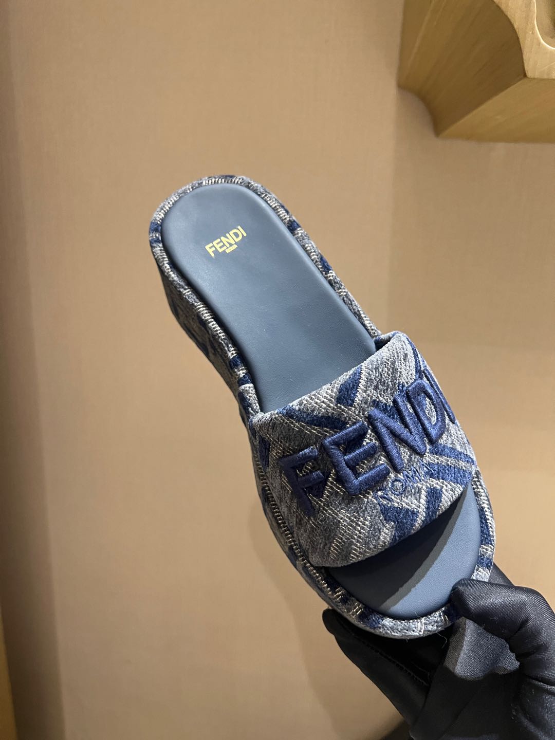 Bagsaaa F**di Sunshine Blue FF denim flatform slides
