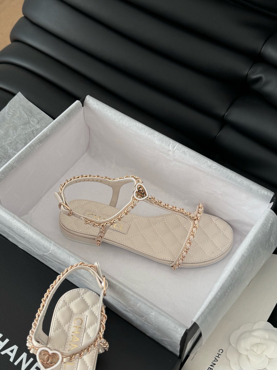 Bagsaaa Ch**el Sandals White Lambskin G46111