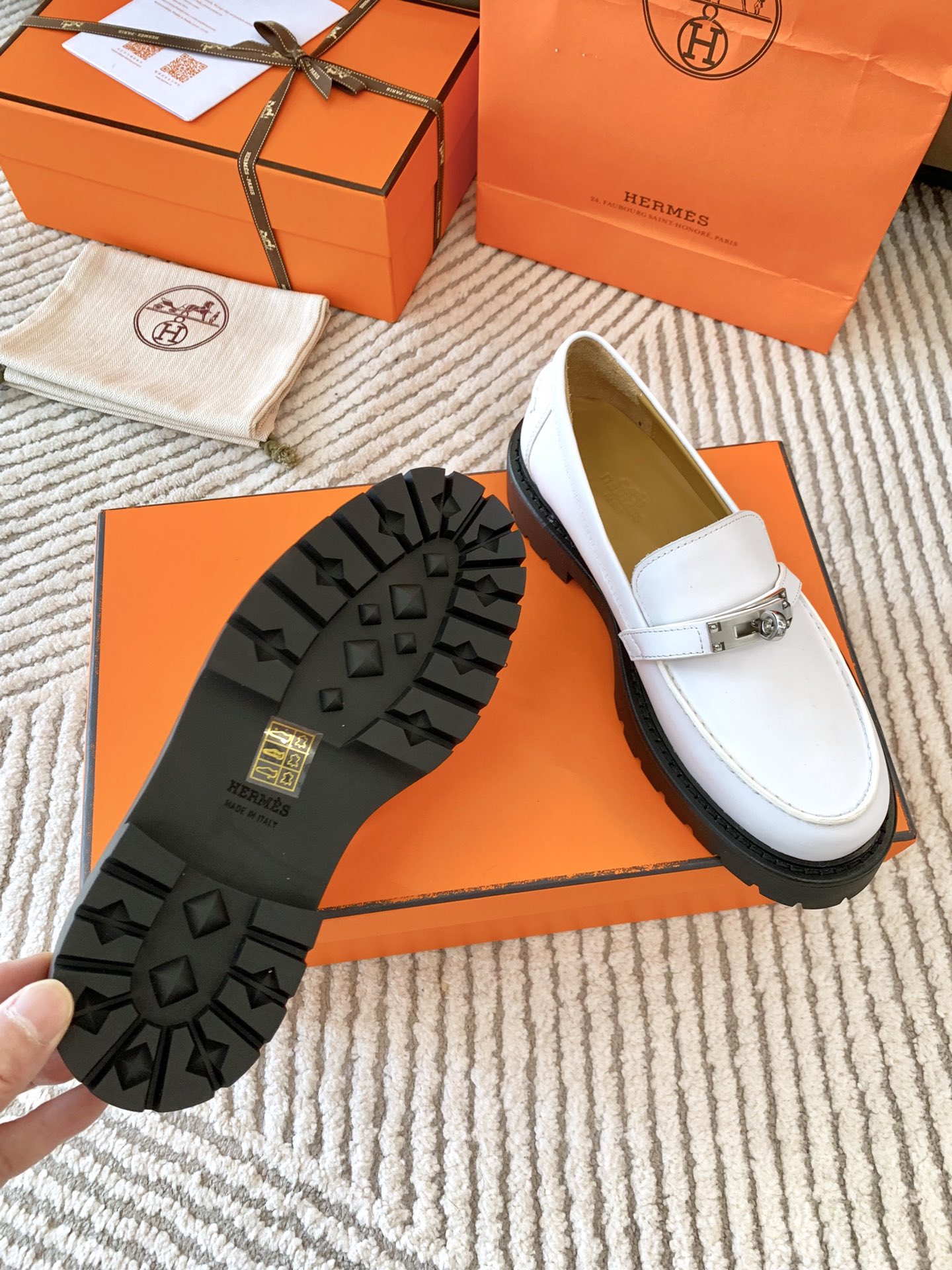 Bagsaaa H**me5 Icone loafer white