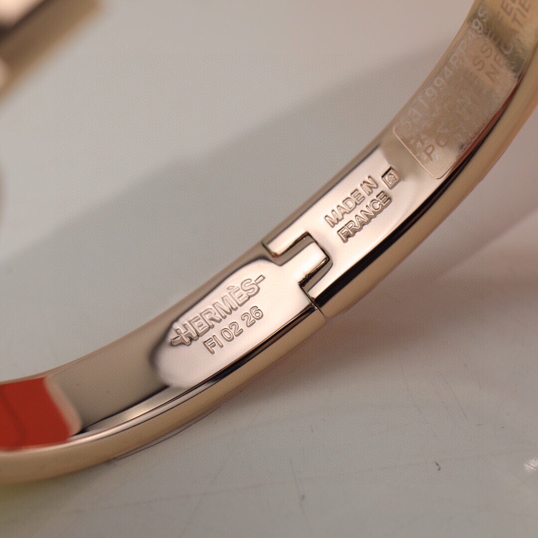 Bagsaaa H**me5 Mini Clic Kelly bracelet gray
