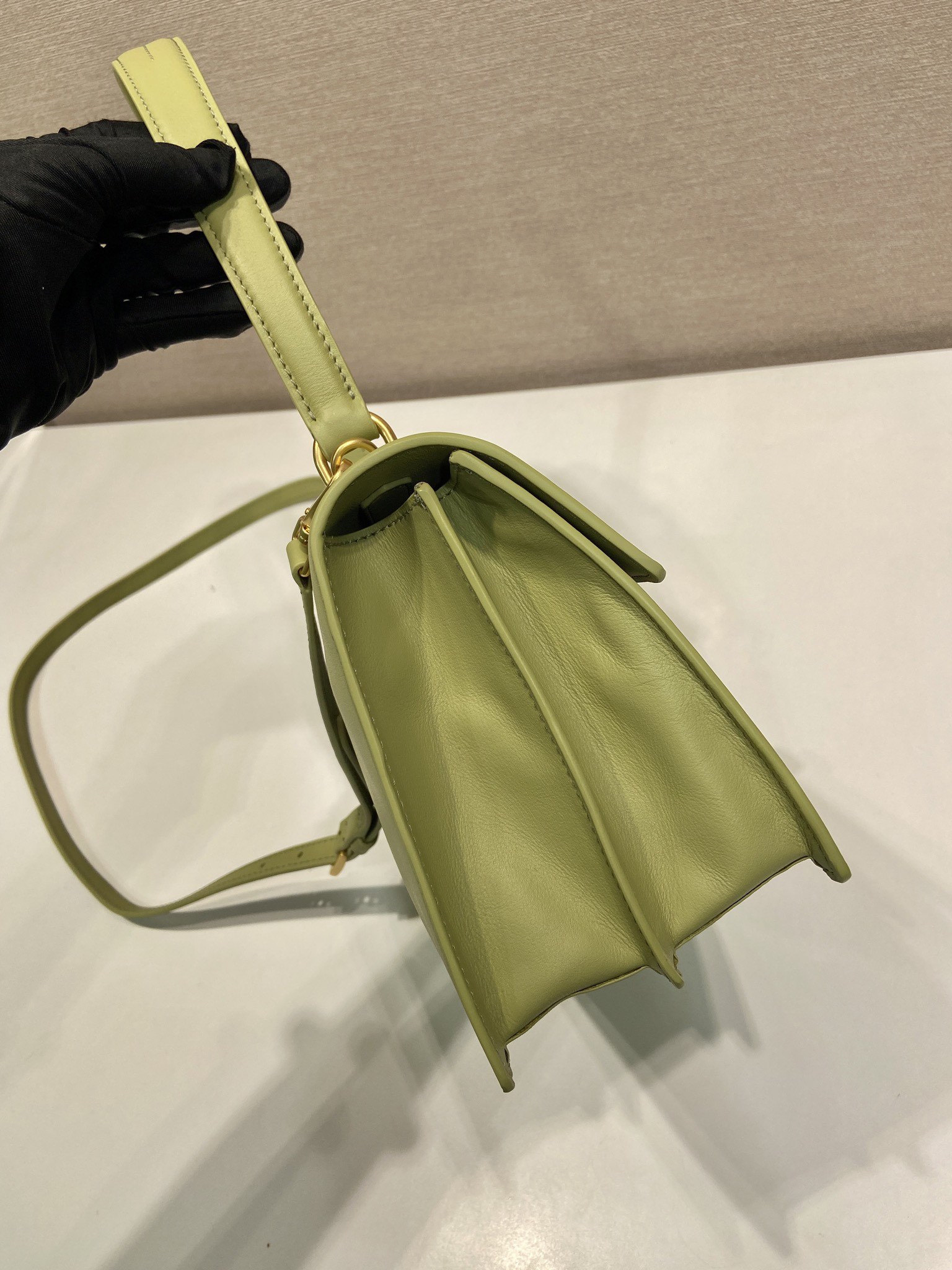 Bagsaaa Pra*a Soft Sound medium leather shoulder bag 1BN023 green - 28cm