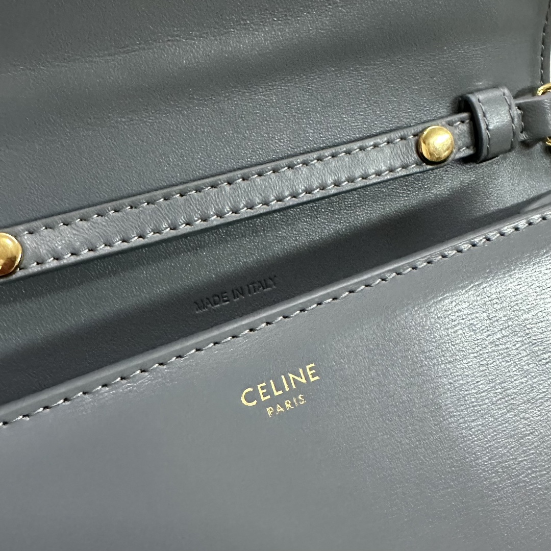 Bagsaaa Ce1i*e Wallet On Chain Margo In Shiny Calfskin 10L033 Blue - 19.5cm