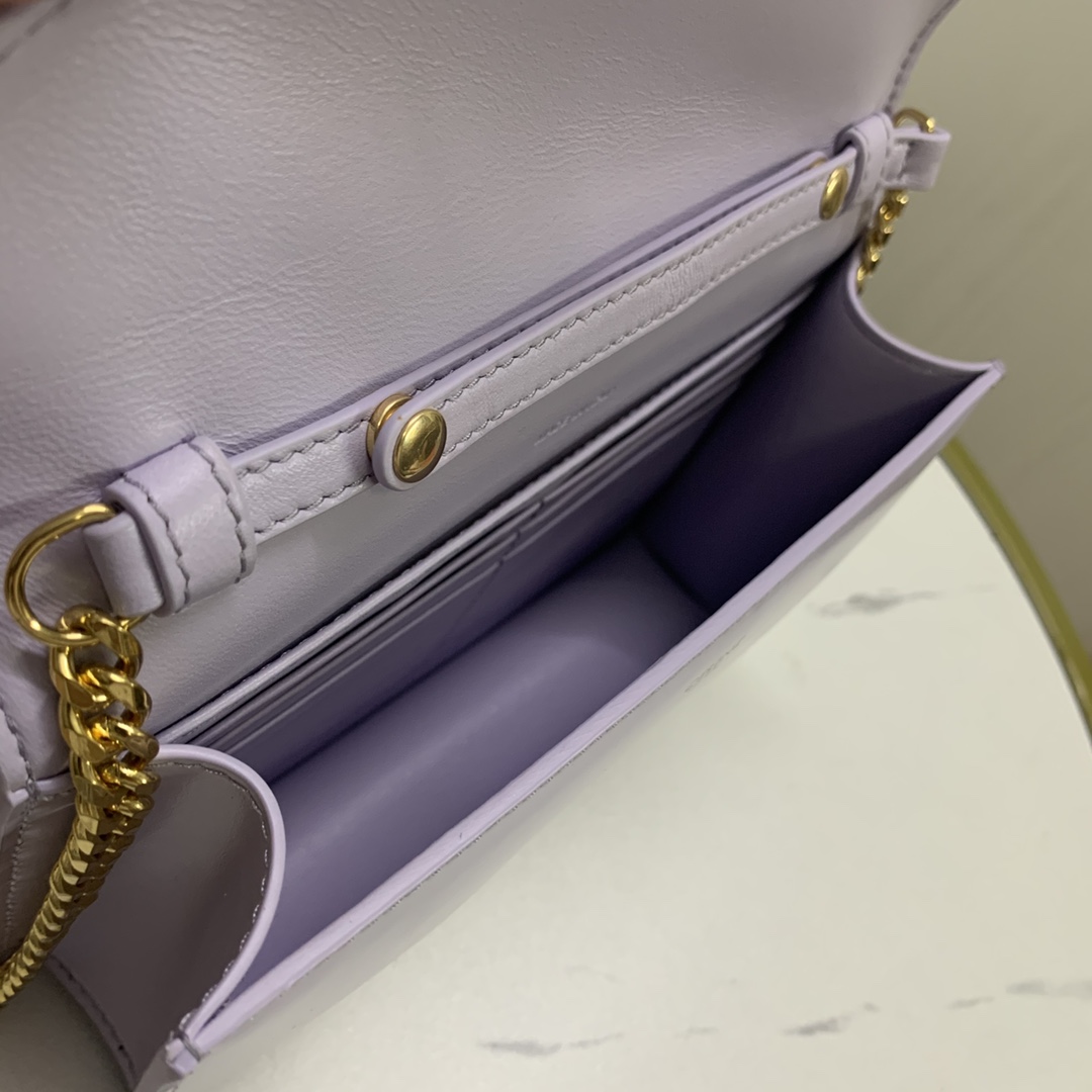 Bagsaaa Ce1i*e Wallet On Chain Margo In Shiny Calfskin 10L033 Purple - 19.5cm