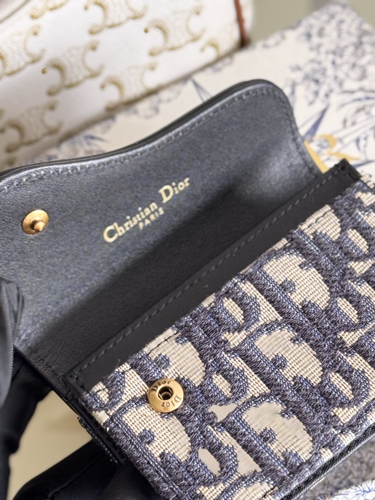 Bagsaaa D10r Saddle Bloom Card Holder - 10.5 x 7.5cm
