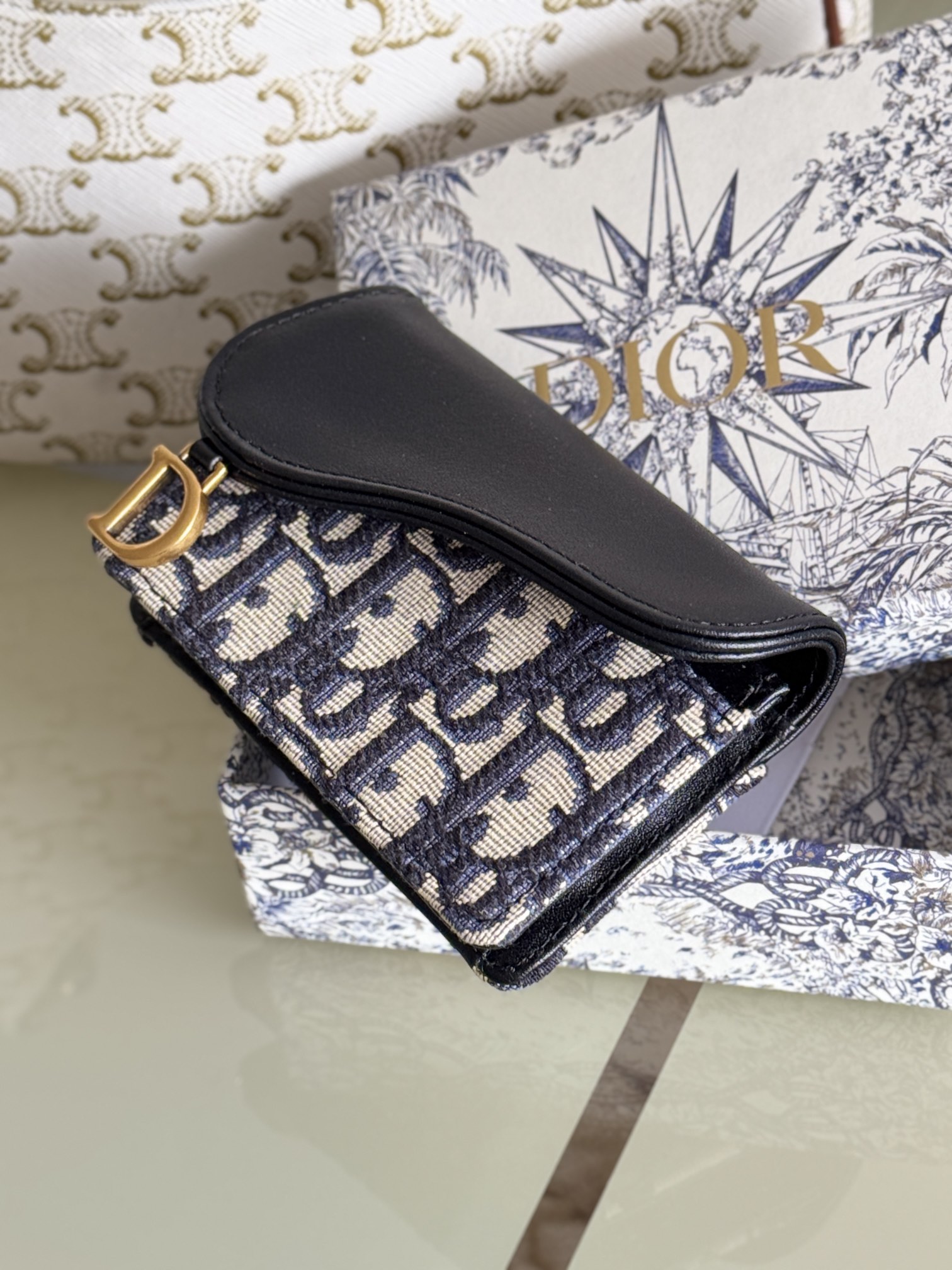 Bagsaaa D10r Saddle Bloom Card Holder - 10.5 x 7.5cm