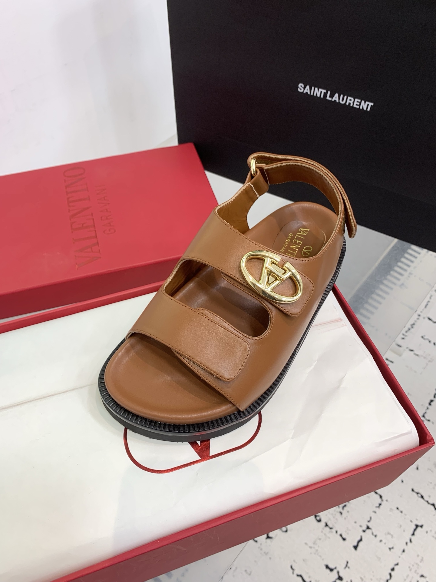 Bagsaaa Va1e*ntin0 VLogo Comfort Sandals Brown