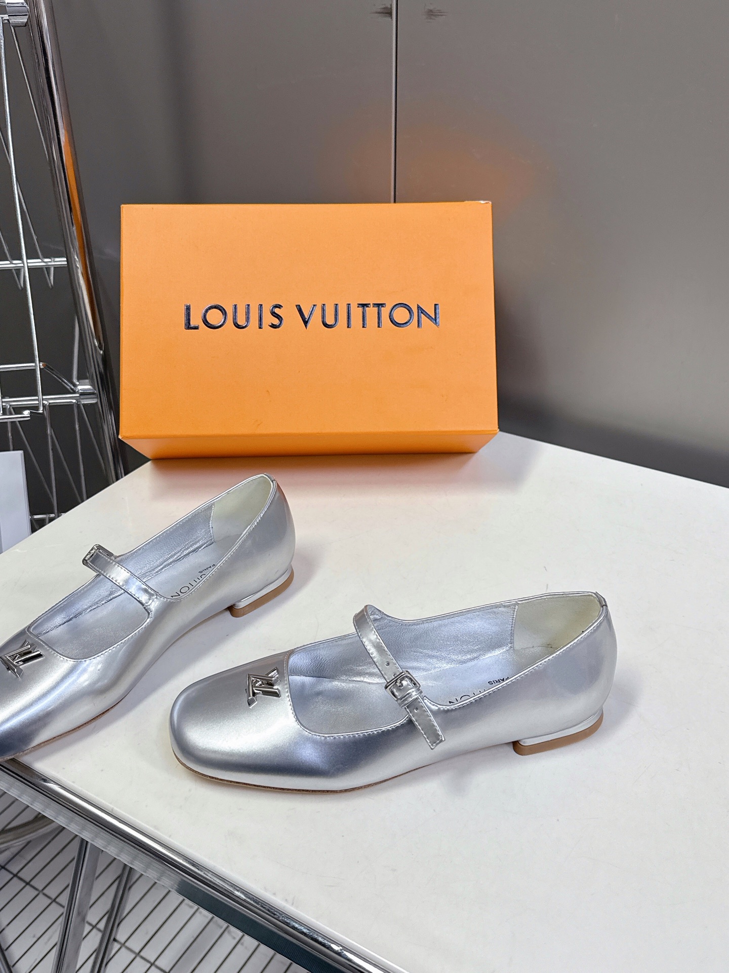 Bagsaaa LV Swing Flat Mary Jane Ballerina