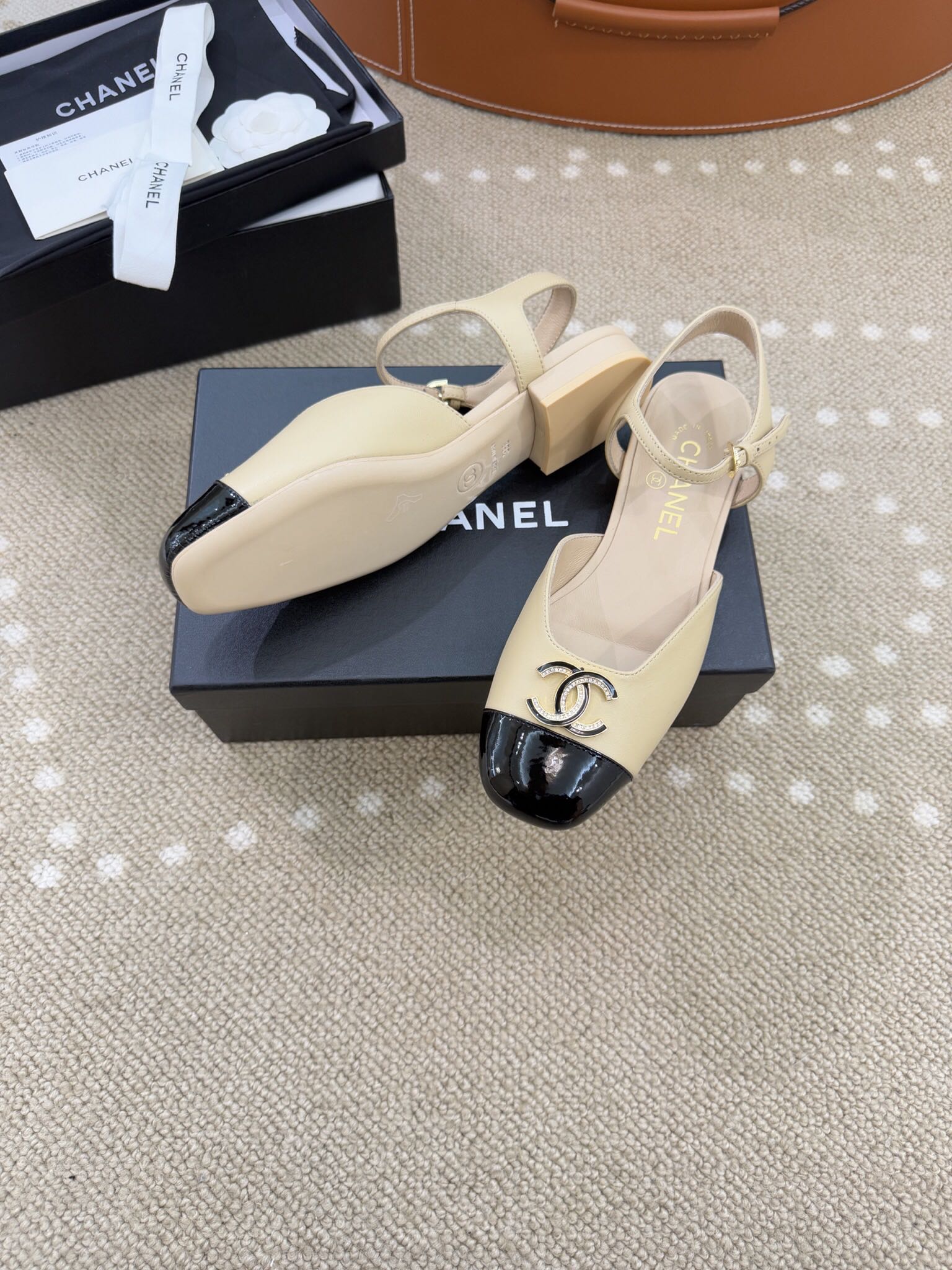 Bagsaaa Ch**el Beige & Black Cap Toe Slingbacks