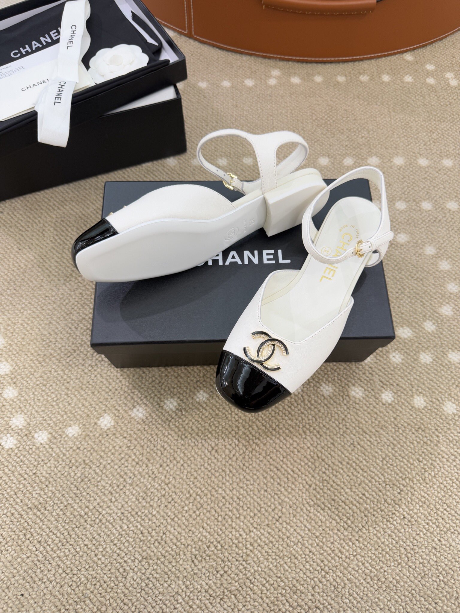 Bagsaaa Ch**el White & Black Cap Toe Slingbacks