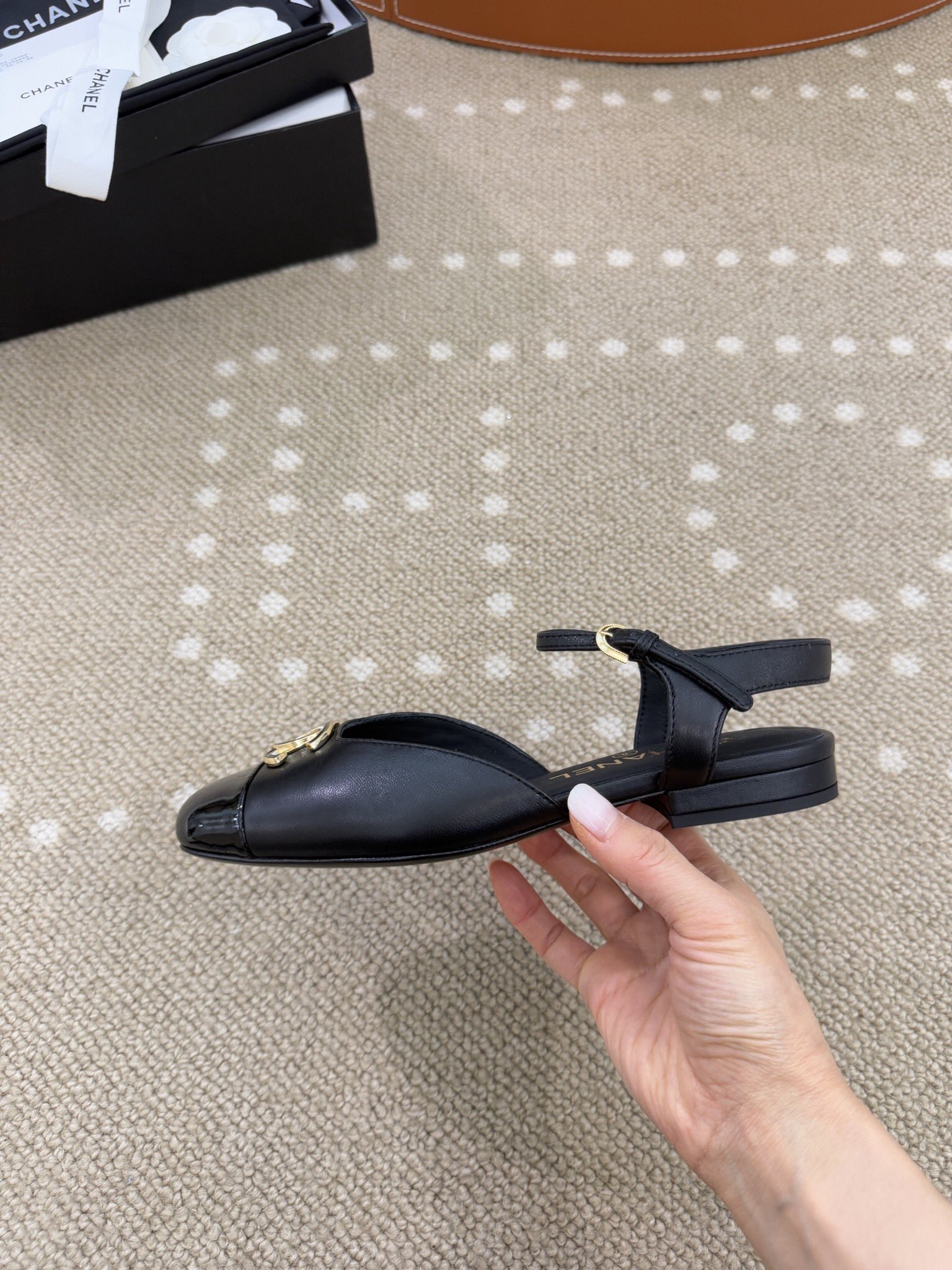 Bagsaaa Ch**el Black Cap Toe Slingbacks