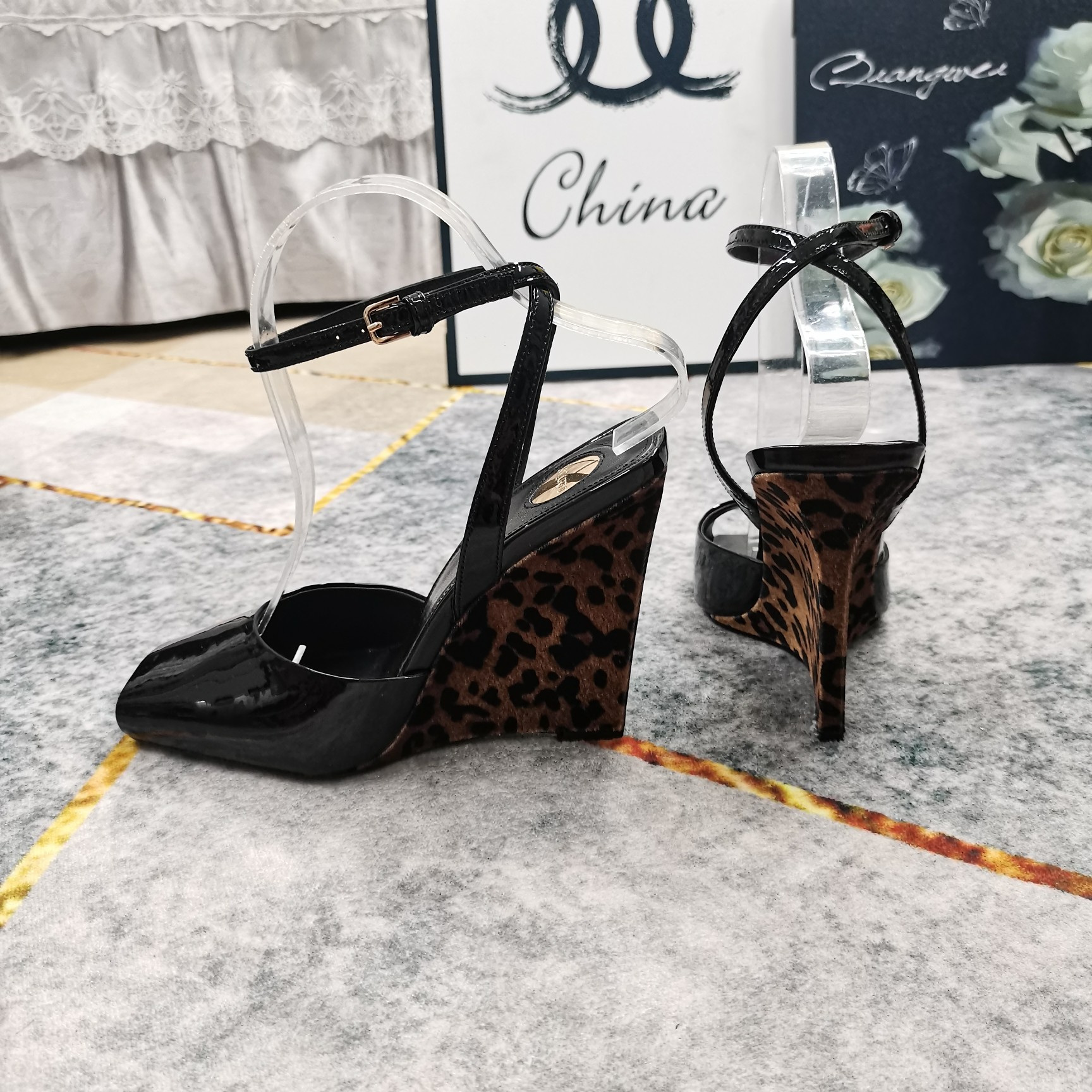 Bagsaaa Y51 Sa1nt Lau*nt Scandale wedge sandals 11cm