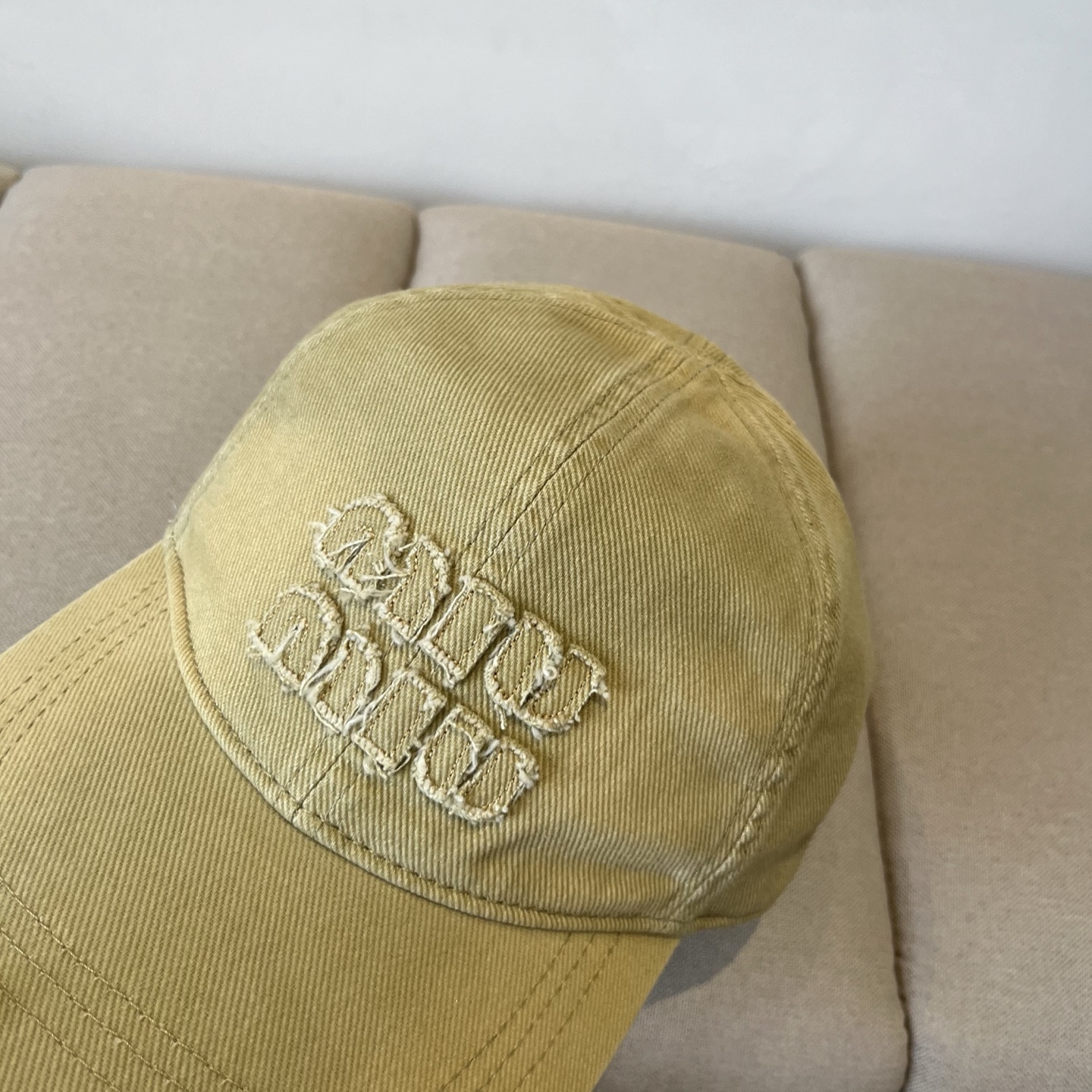 Bagsaaa Miu Miu Cap 01