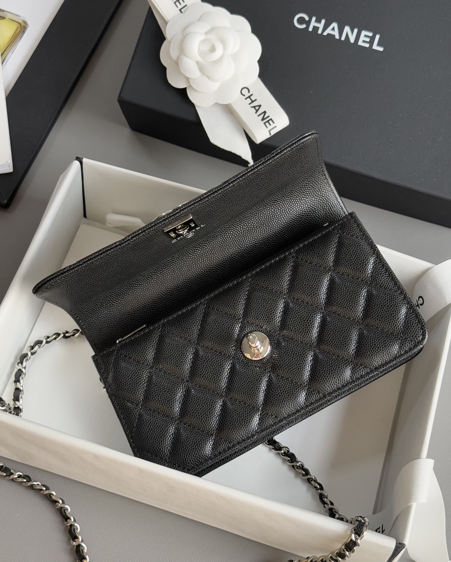 Bagsaaa Ch**el Clutch With Chain AP4498 Black - 18.5cm