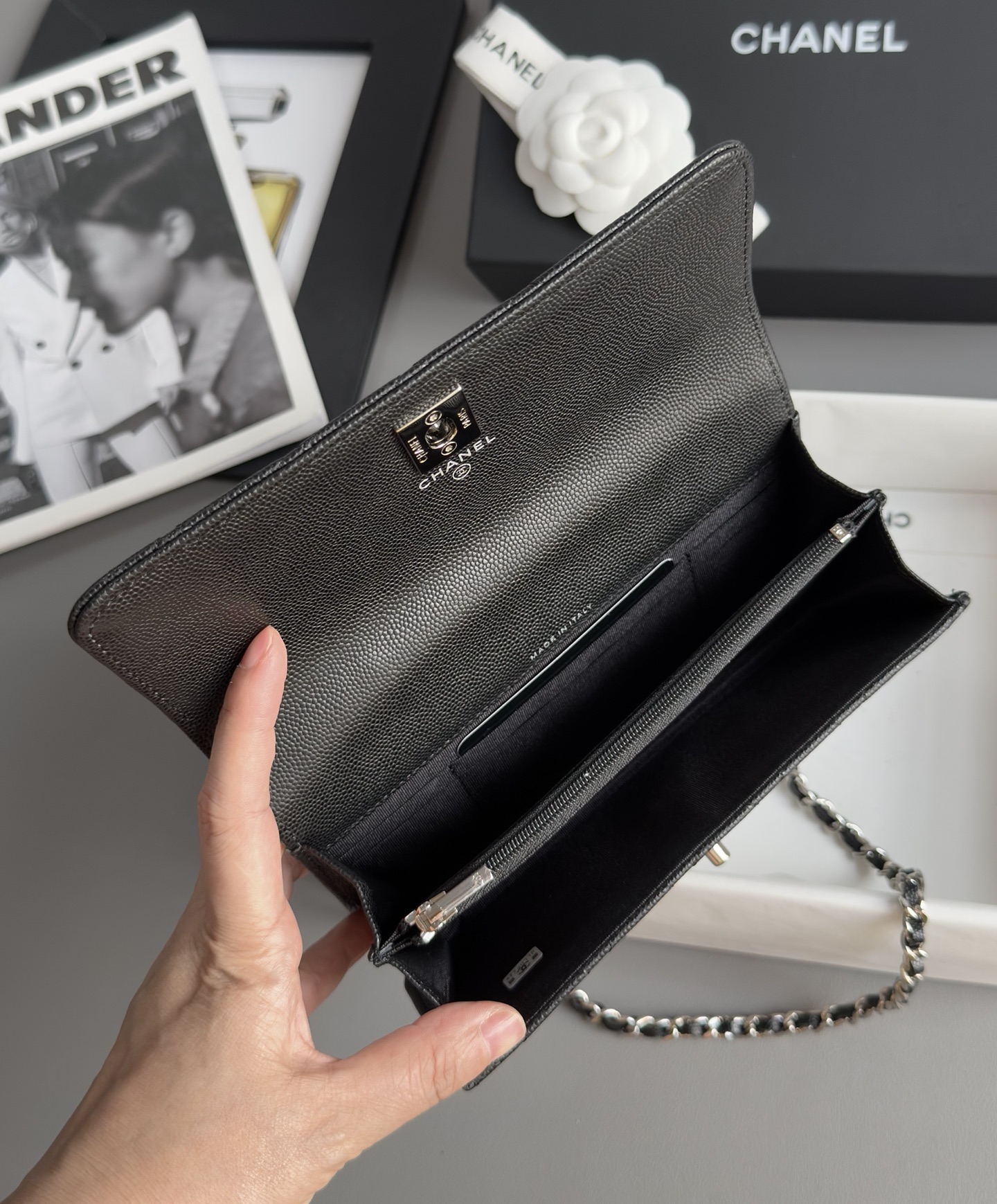 Bagsaaa Ch**el Clutch With Chain AP4498 Black - 18.5cm
