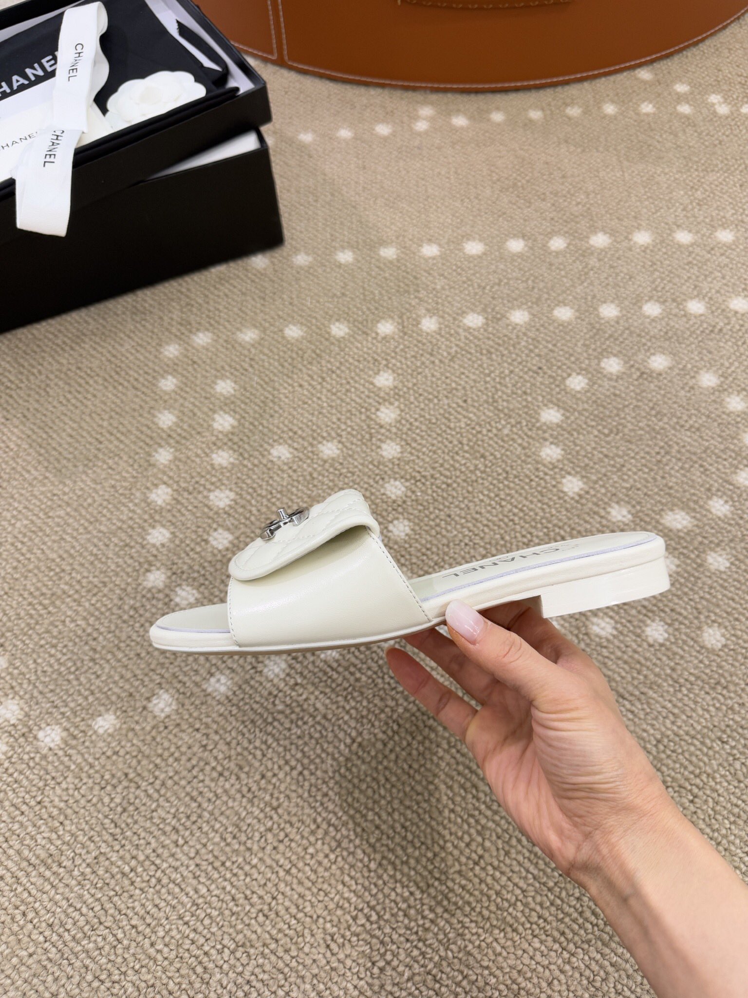 Bagsaaa Ch**el Turnlock Sandals White