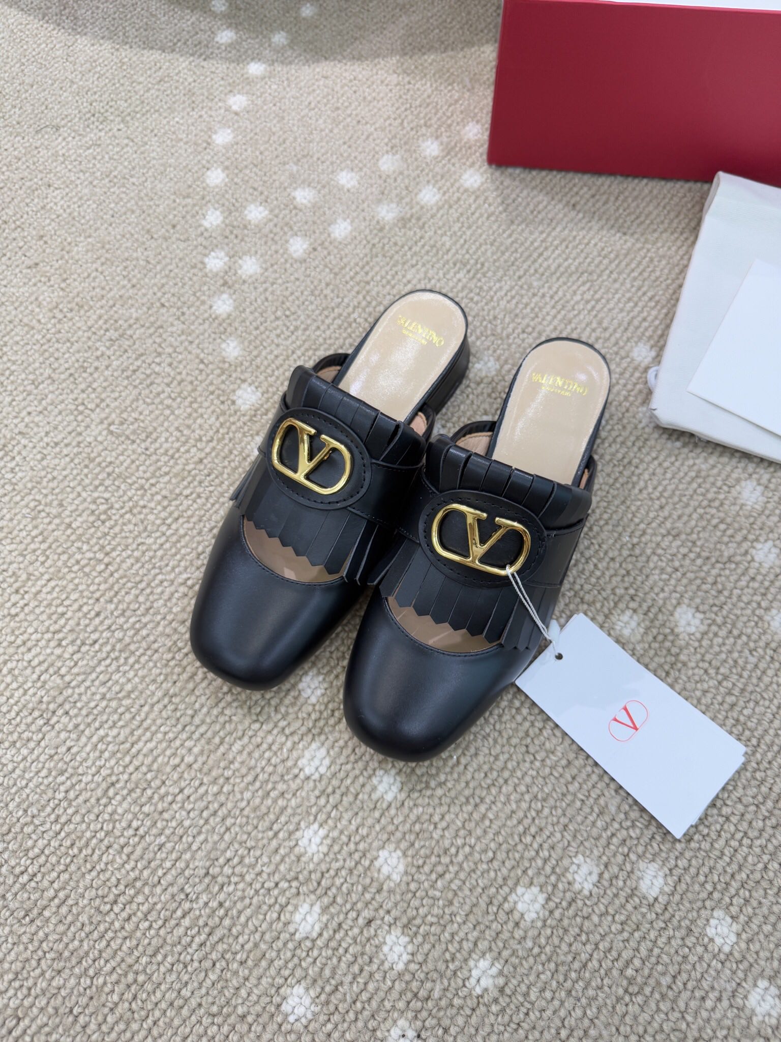 Bagsaaa Va1e*ntin0 Garavani VLogo Signature mules black