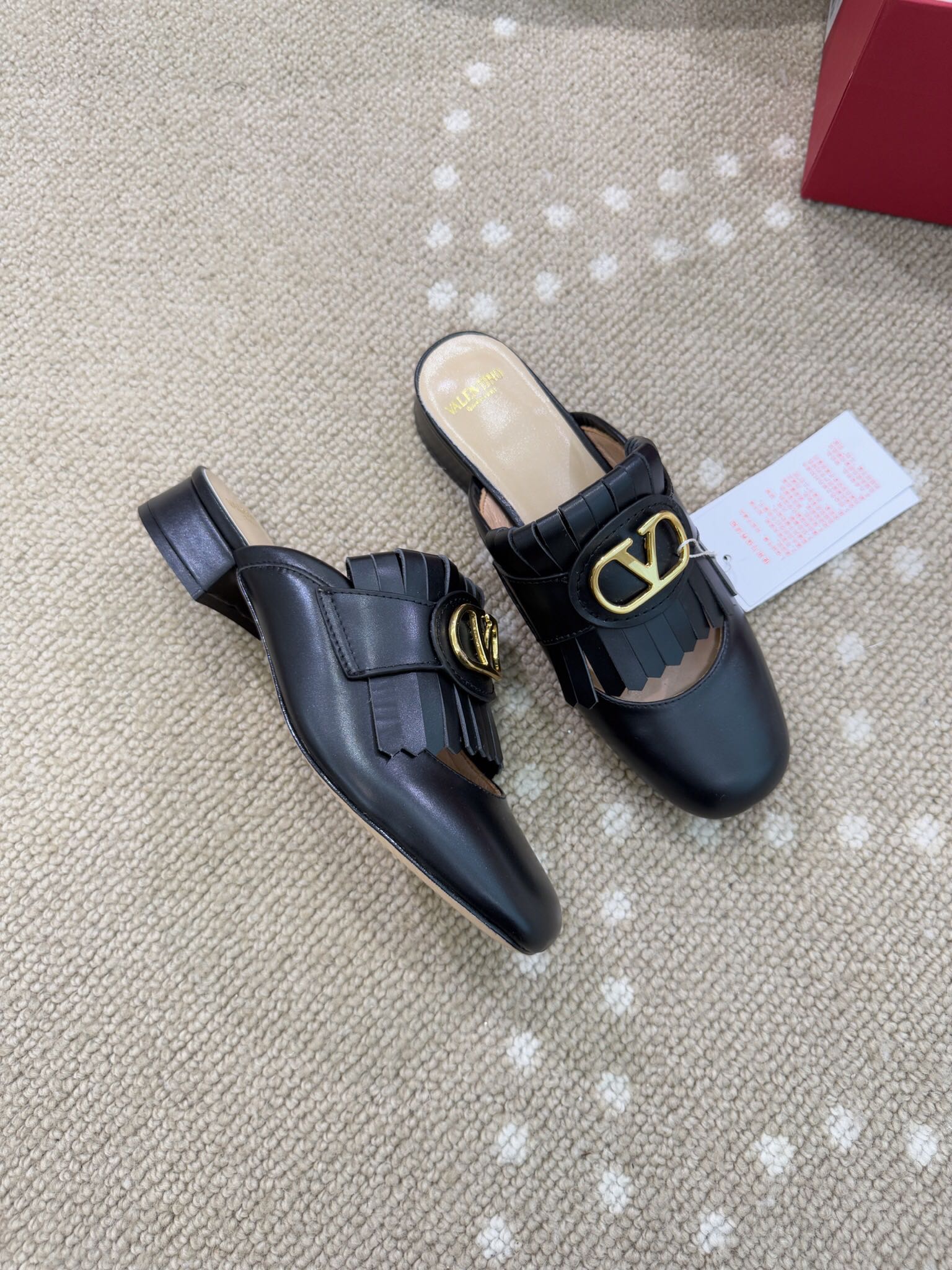 Bagsaaa Va1e*ntin0 Garavani VLogo Signature mules black