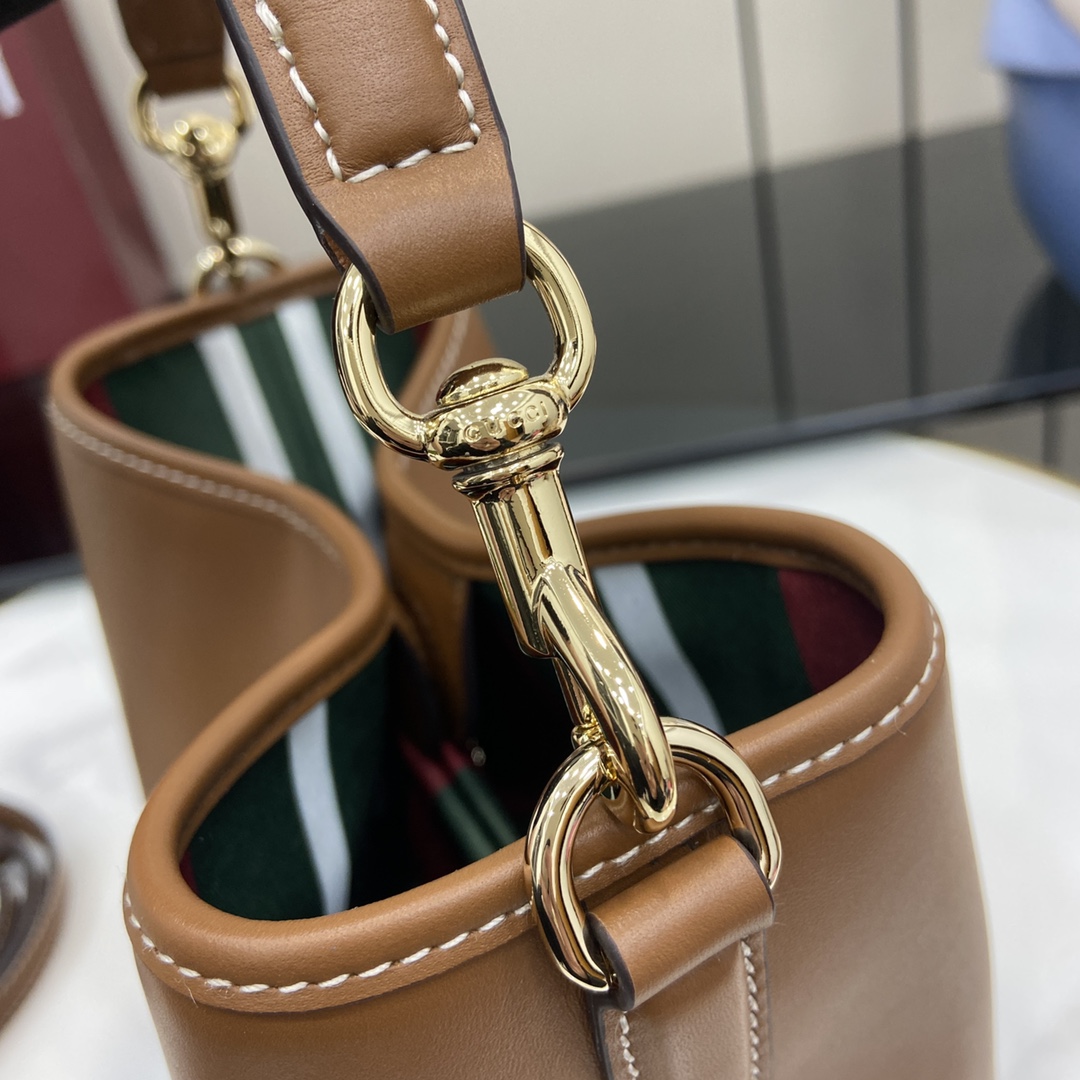 Bagsaaa Gvc*1 GG Emblem Mini Bucket Bag 815118 brown - 19x18x11 cm