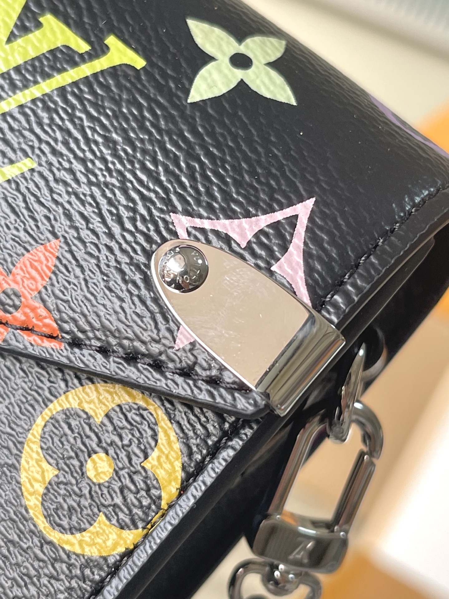 Bagsaaa LV M14098 LV x TM Phone Pouch Métis Multicolored - 17.5cm