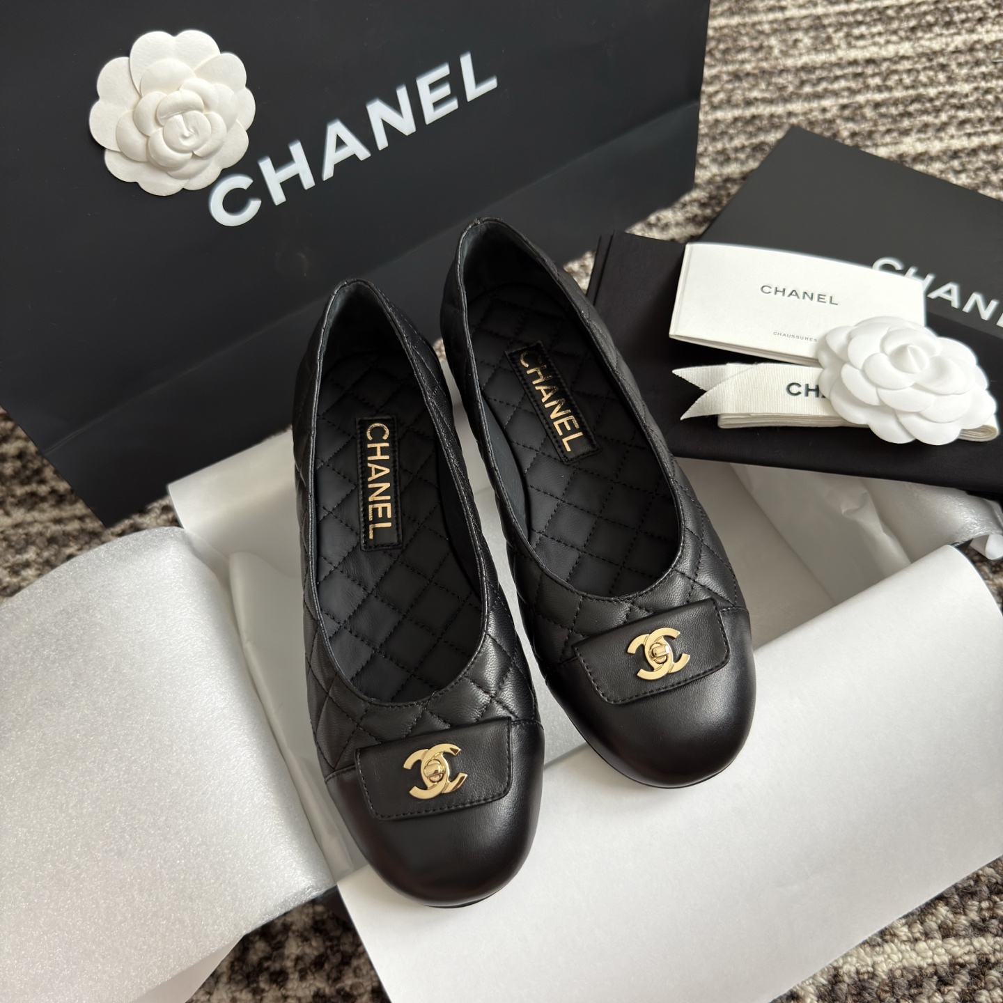 Bagsaaa Ch**el Ballerina Flats Black